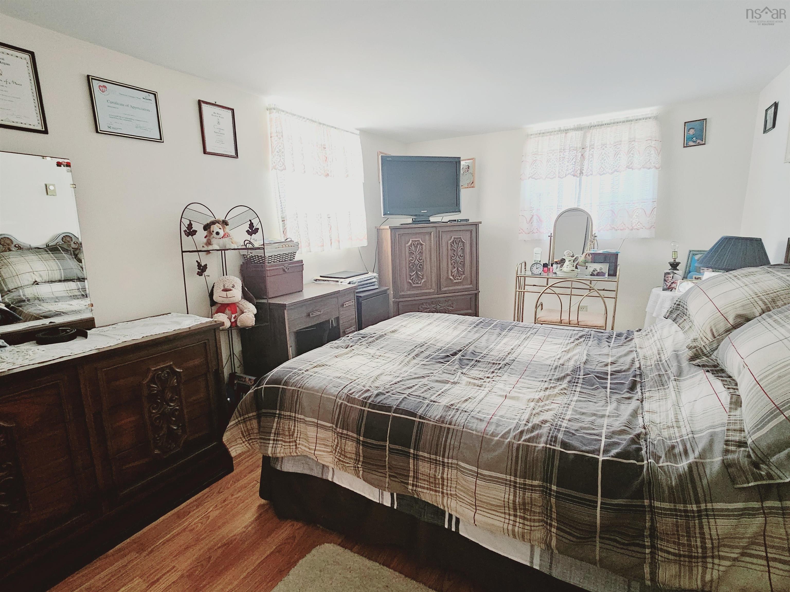 $399,900.00: 57 Tannery Road, Lunenburg