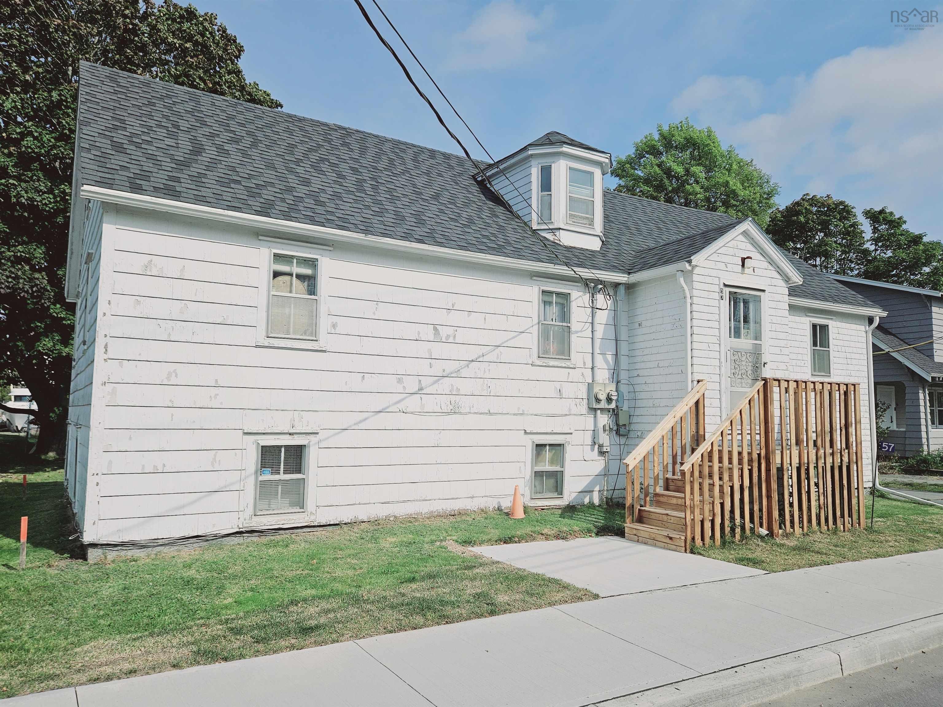 $399,900.00: 57 Tannery Road, Lunenburg
