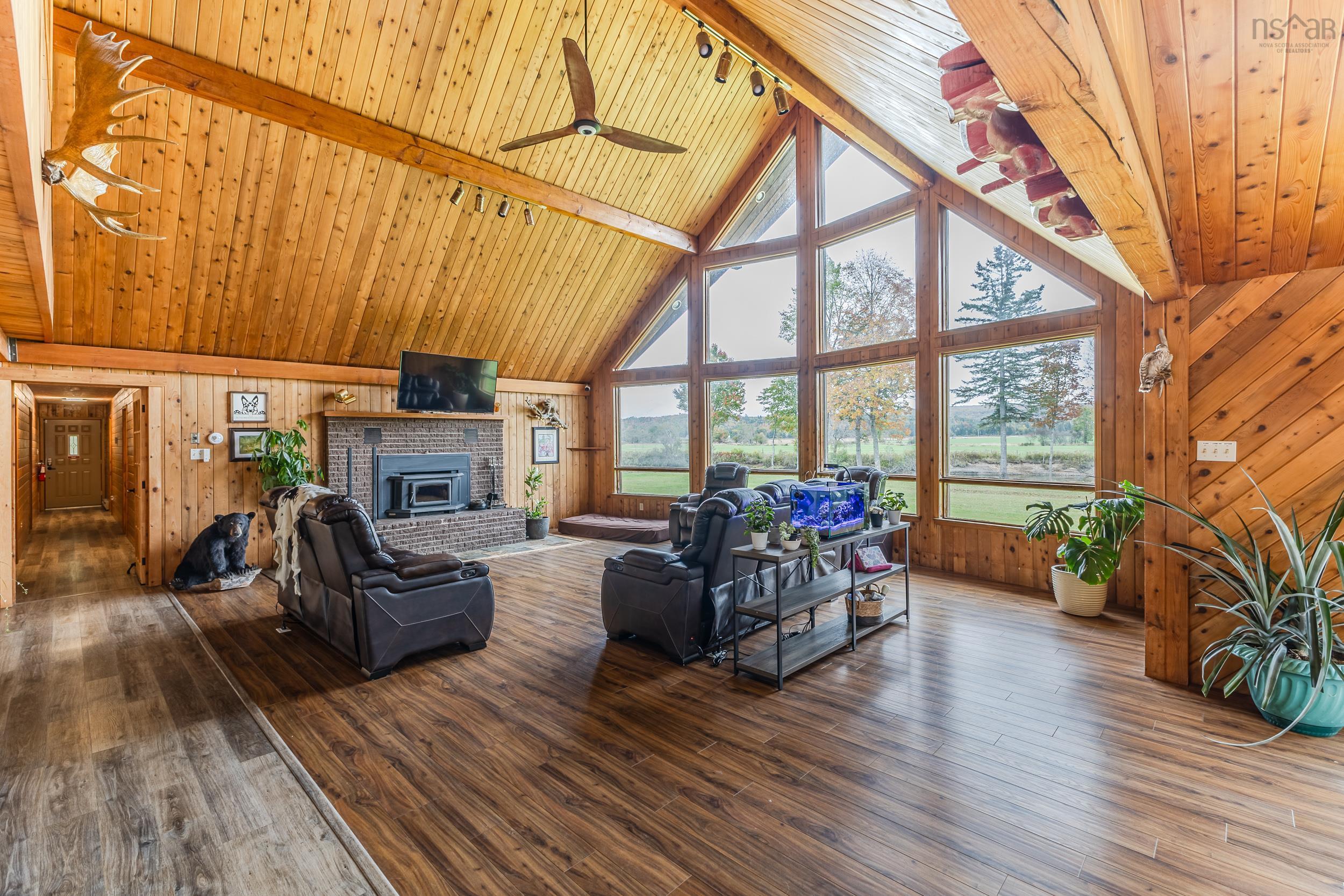 $499,900.00: 33 Lodge Lane, Cross Roads