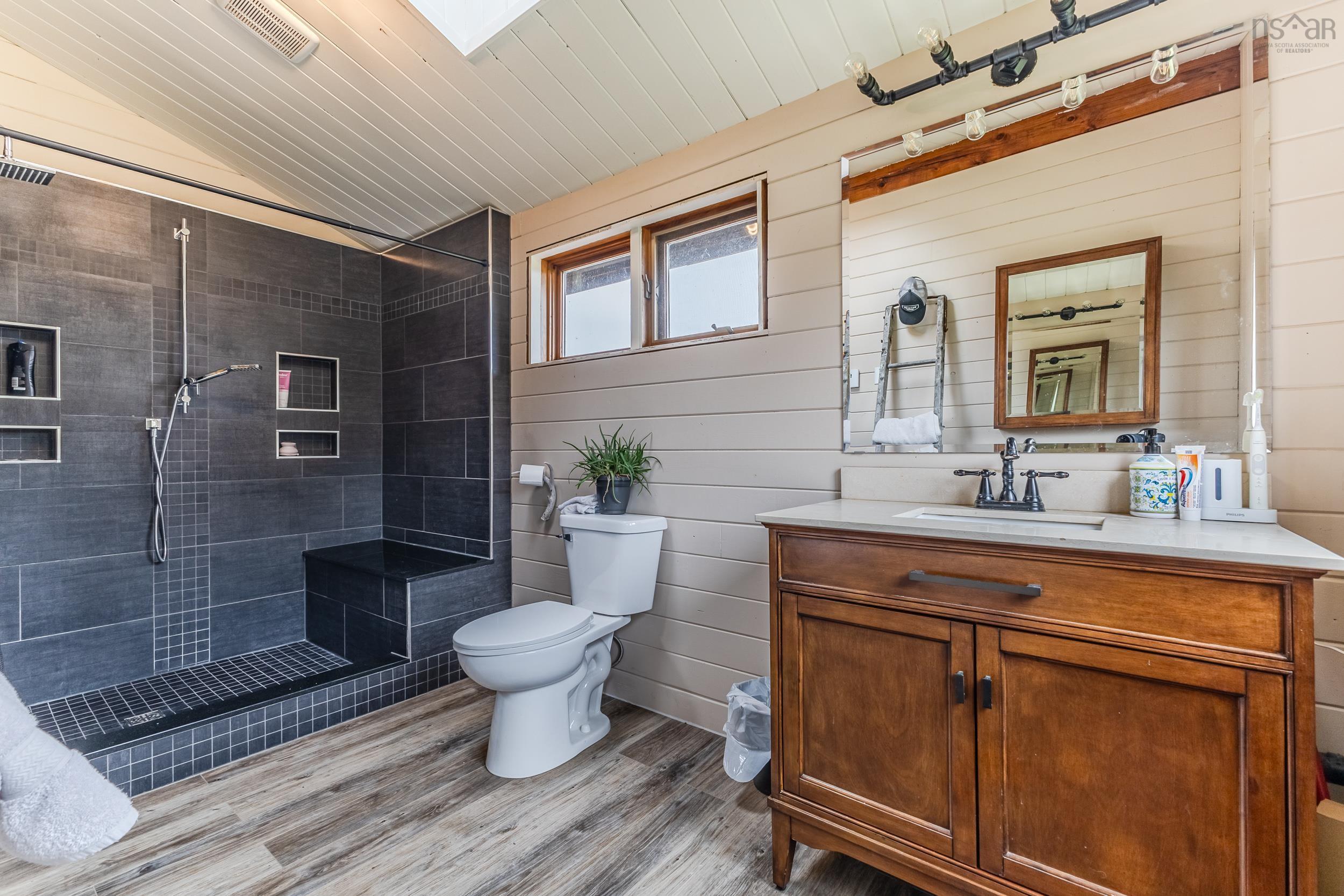$499,900.00: 33 Lodge Lane, Cross Roads