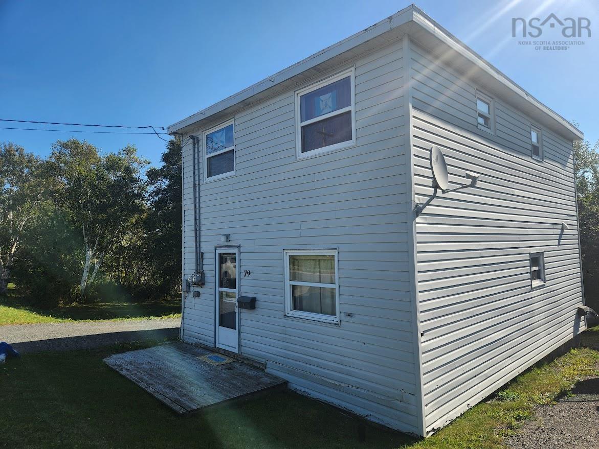 79 Highland Street 