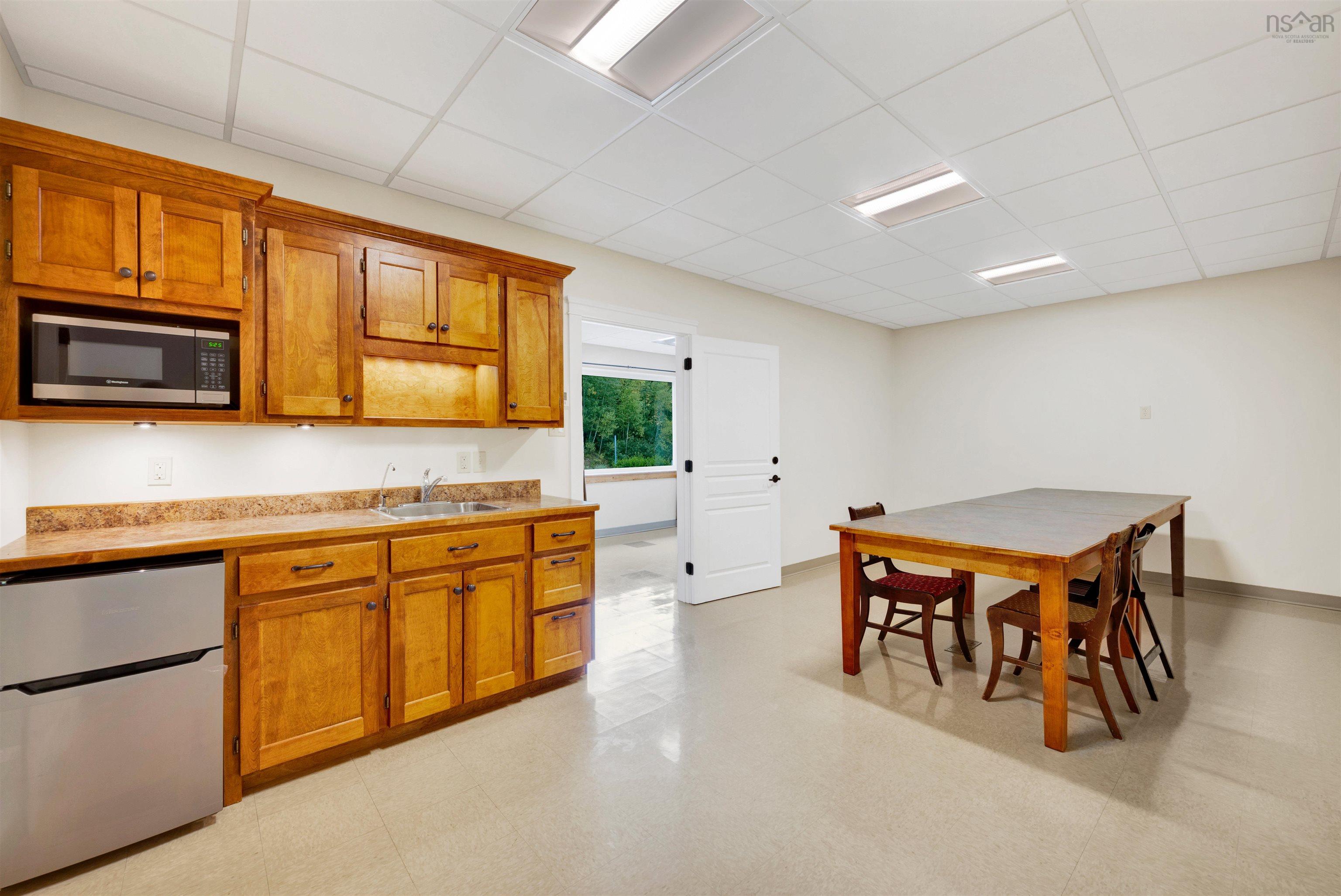 $1,349,000.00: 45 Donald E Hiltz Connector Road, Kentville