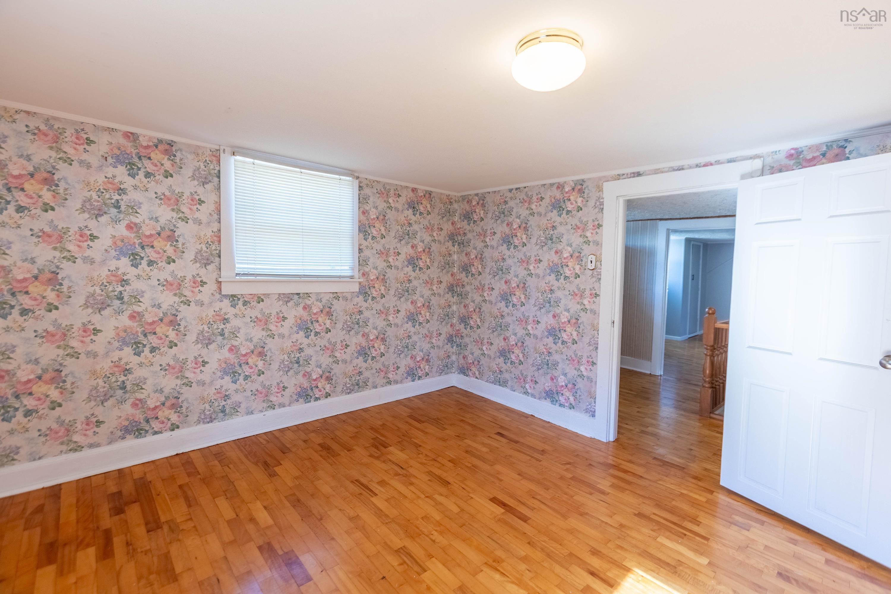 $224,900.00: 30 Victoria Street W, Amherst