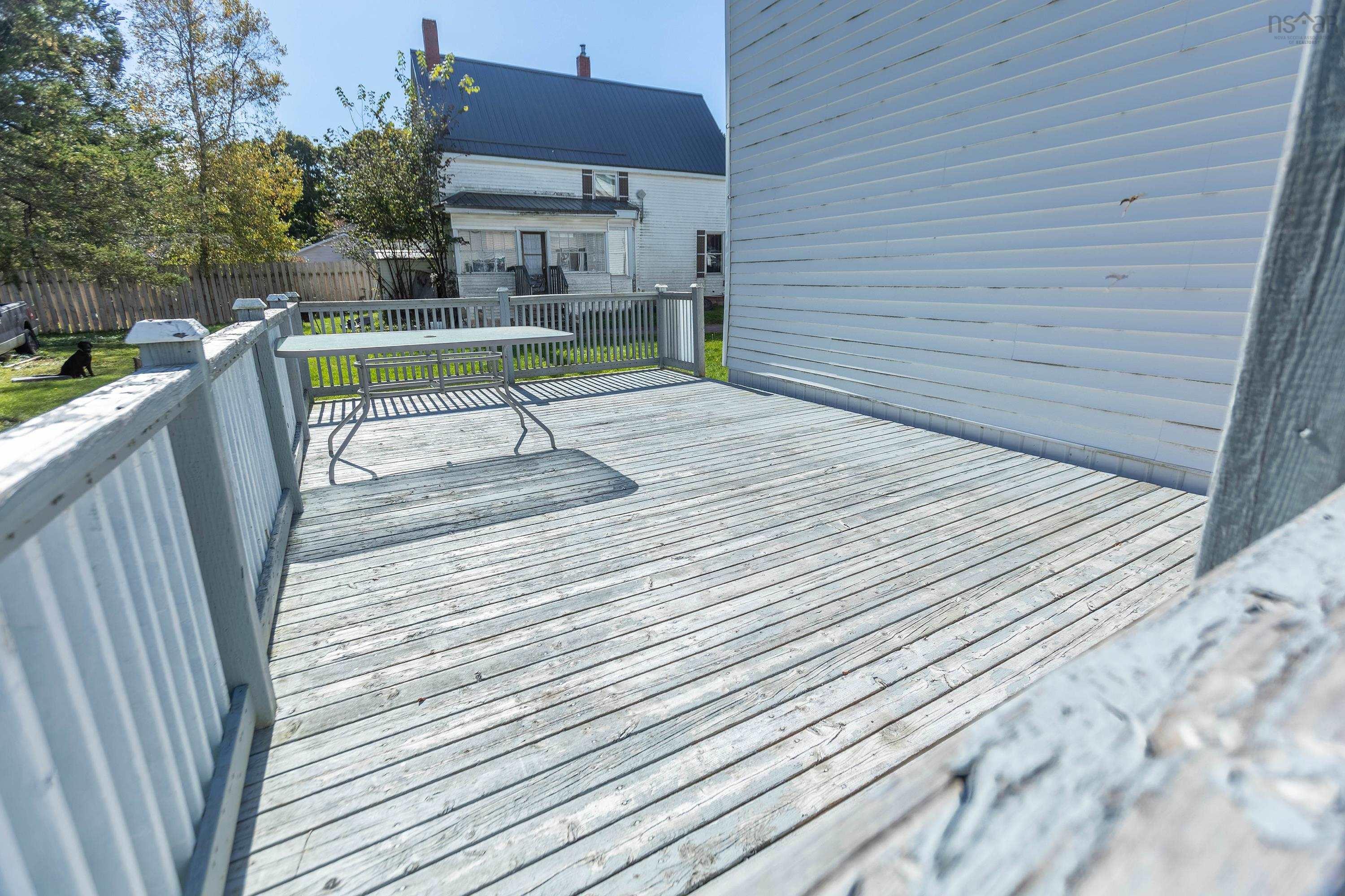 $224,900.00: 30 Victoria Street W, Amherst