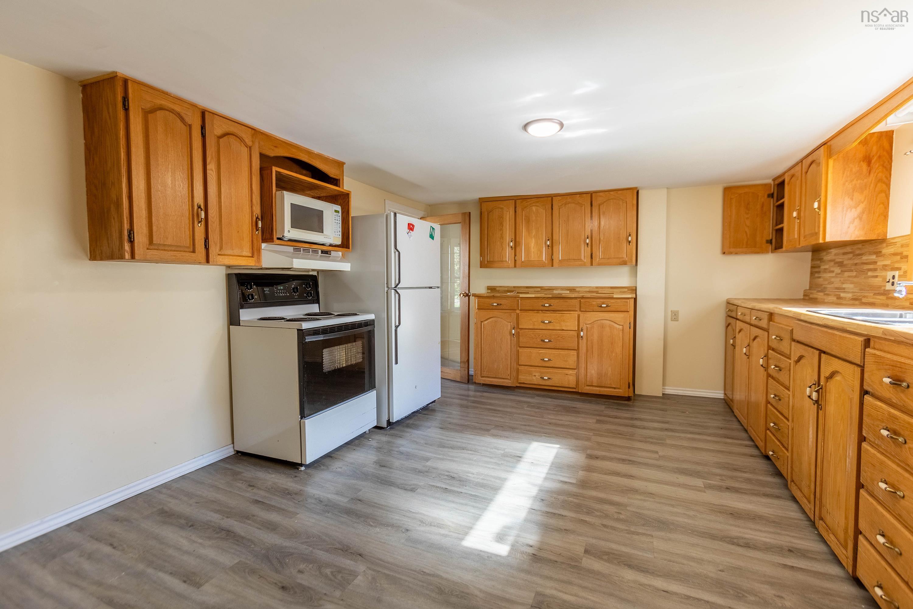 $224,900.00: 30 Victoria Street W, Amherst