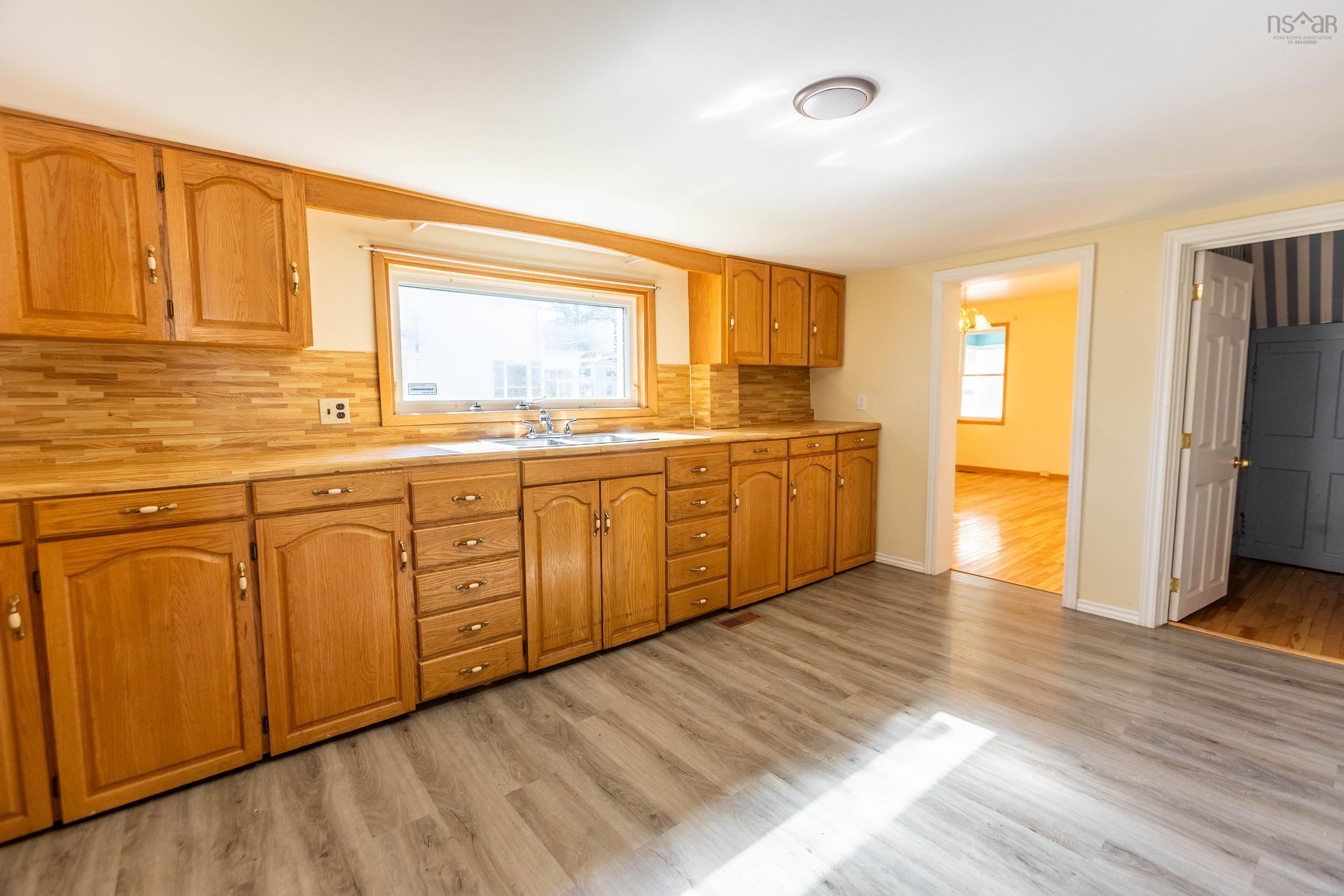 $224,900.00: 30 Victoria Street W, Amherst