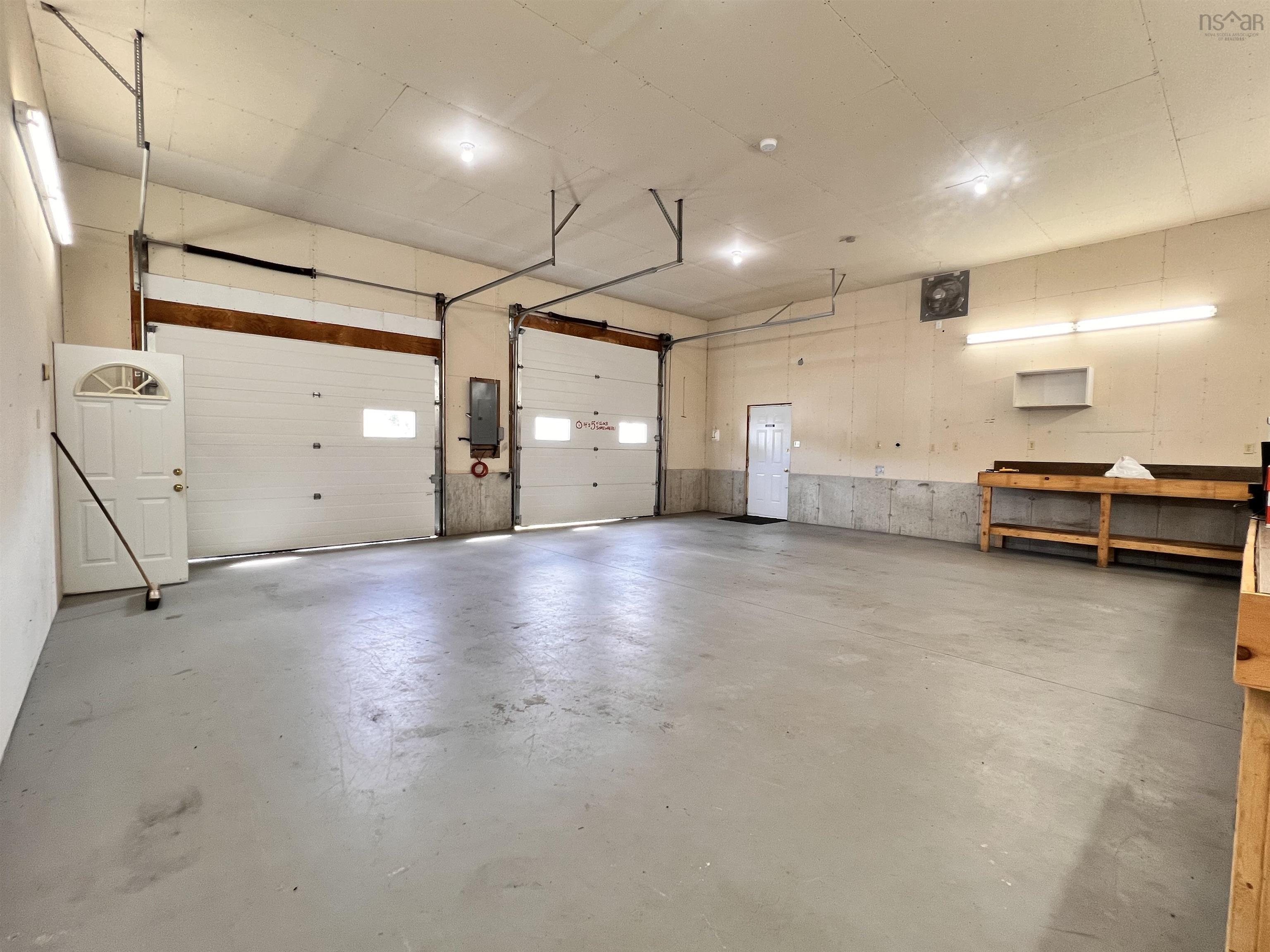 $385,000.00: 398 Oak Park Road, Oak Park