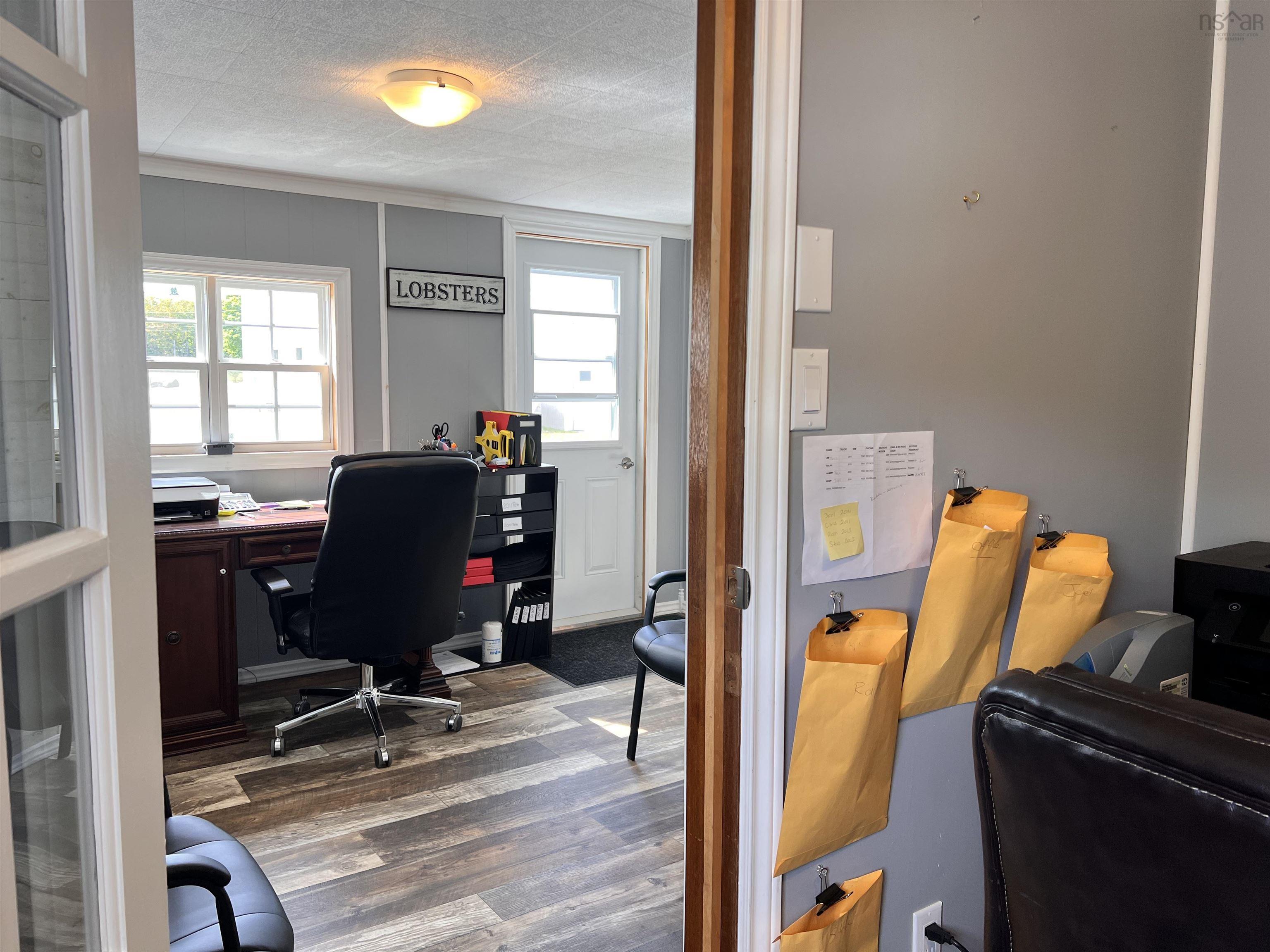 $385,000.00: 398 Oak Park Road, Oak Park