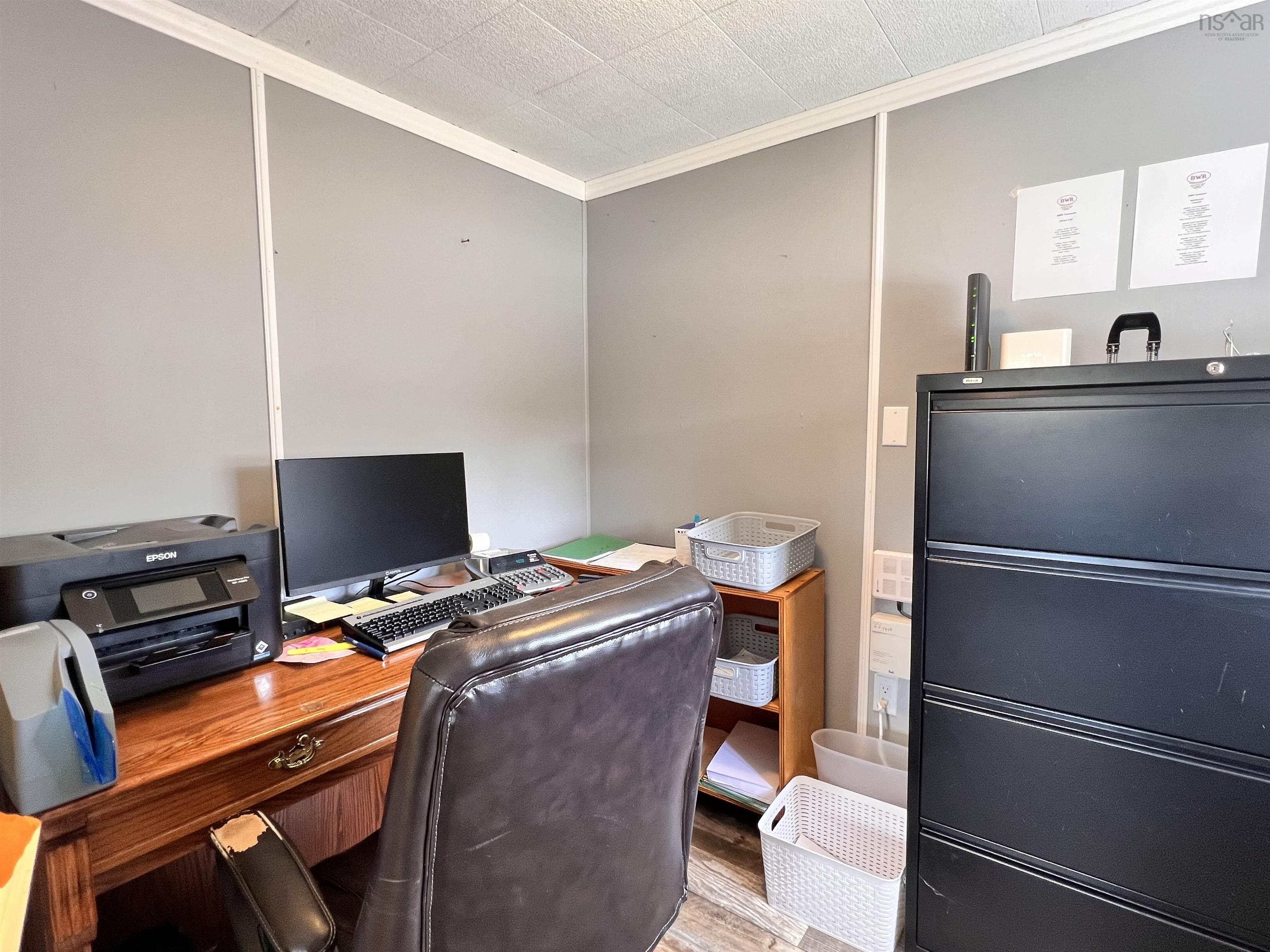 $385,000.00: 398 Oak Park Road, Oak Park