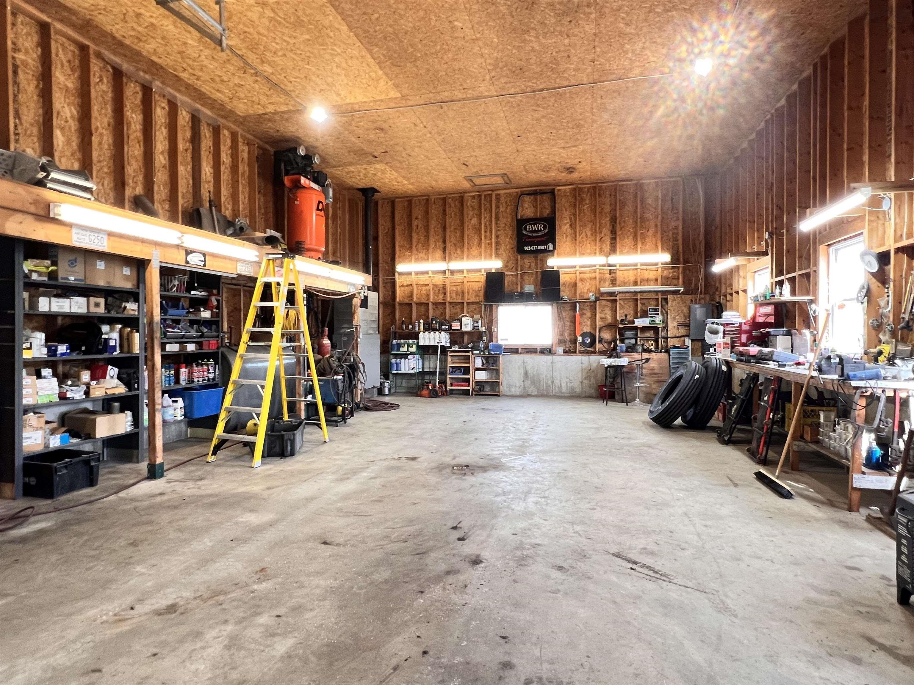 $385,000.00: 398 Oak Park Road, Oak Park