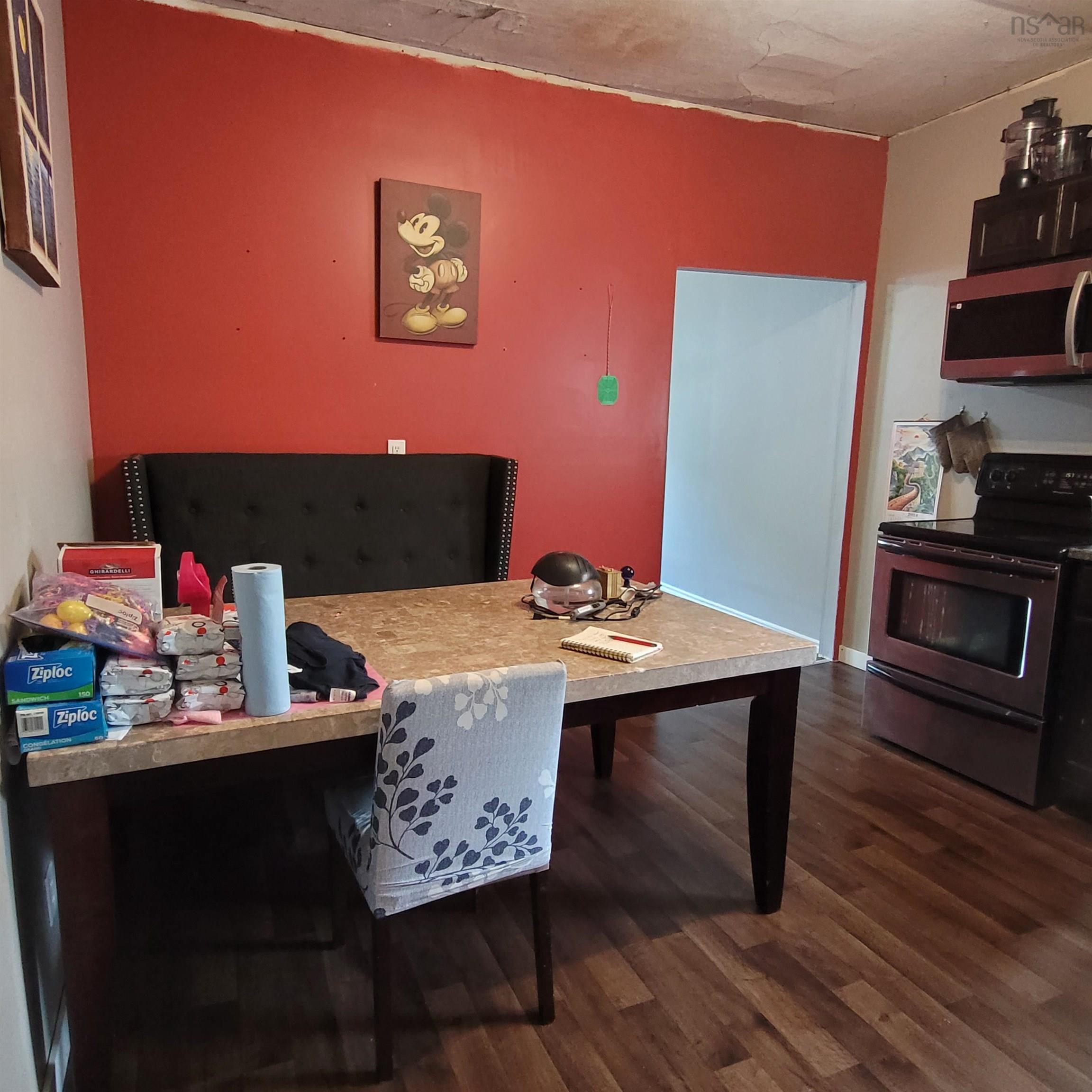 $179,900.00: 20 Clifford Street, Amherst