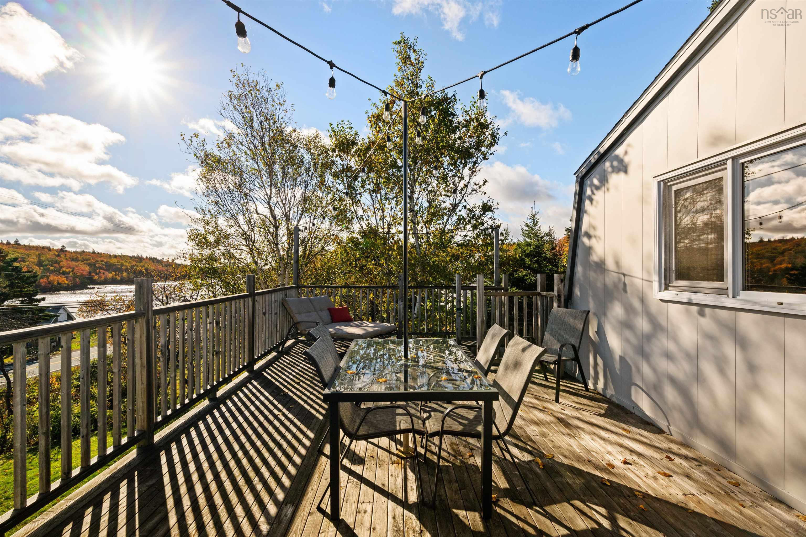 $759,000.00: 735 Terence Bay Road, Terence Bay