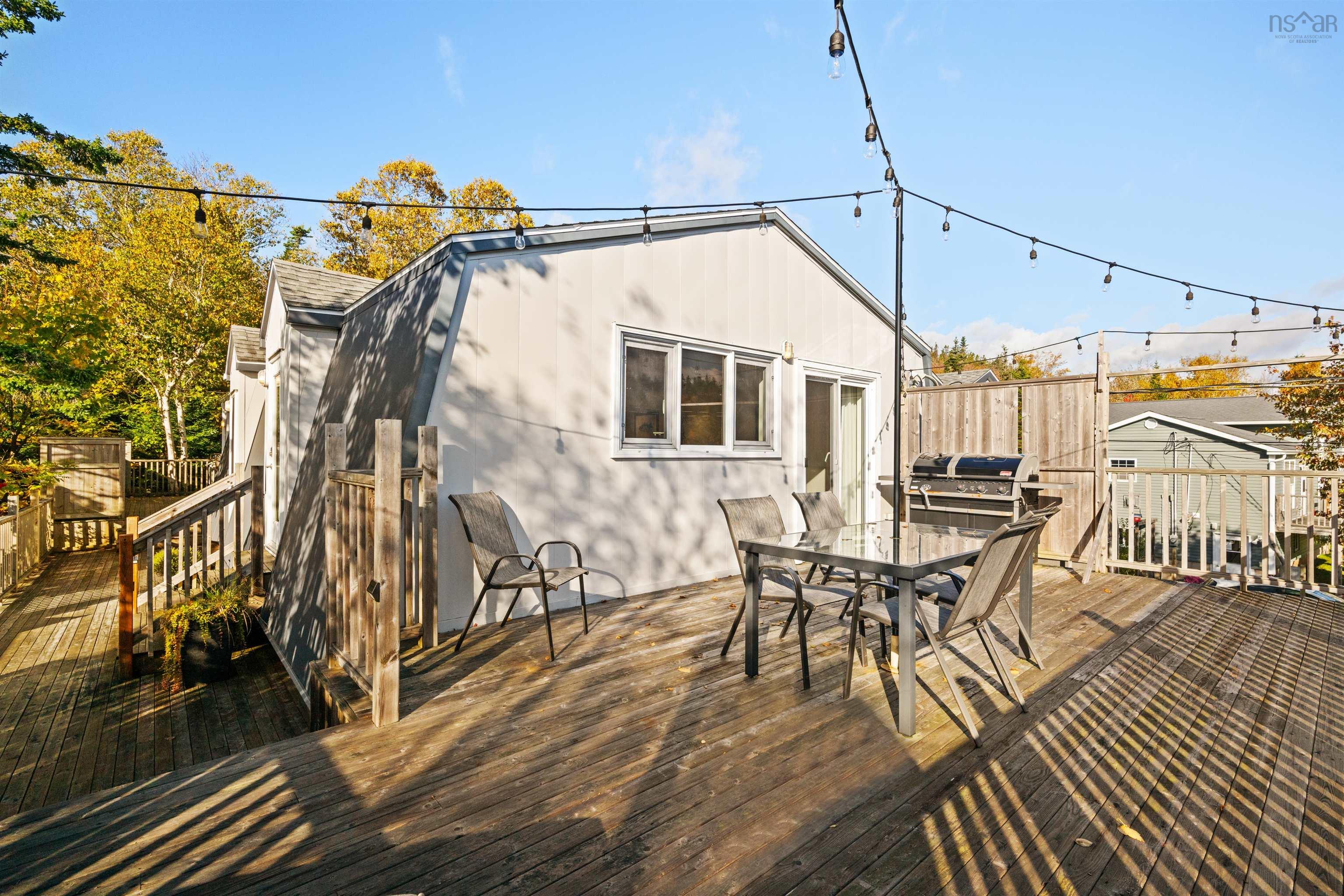 $759,000.00: 735 Terence Bay Road, Terence Bay