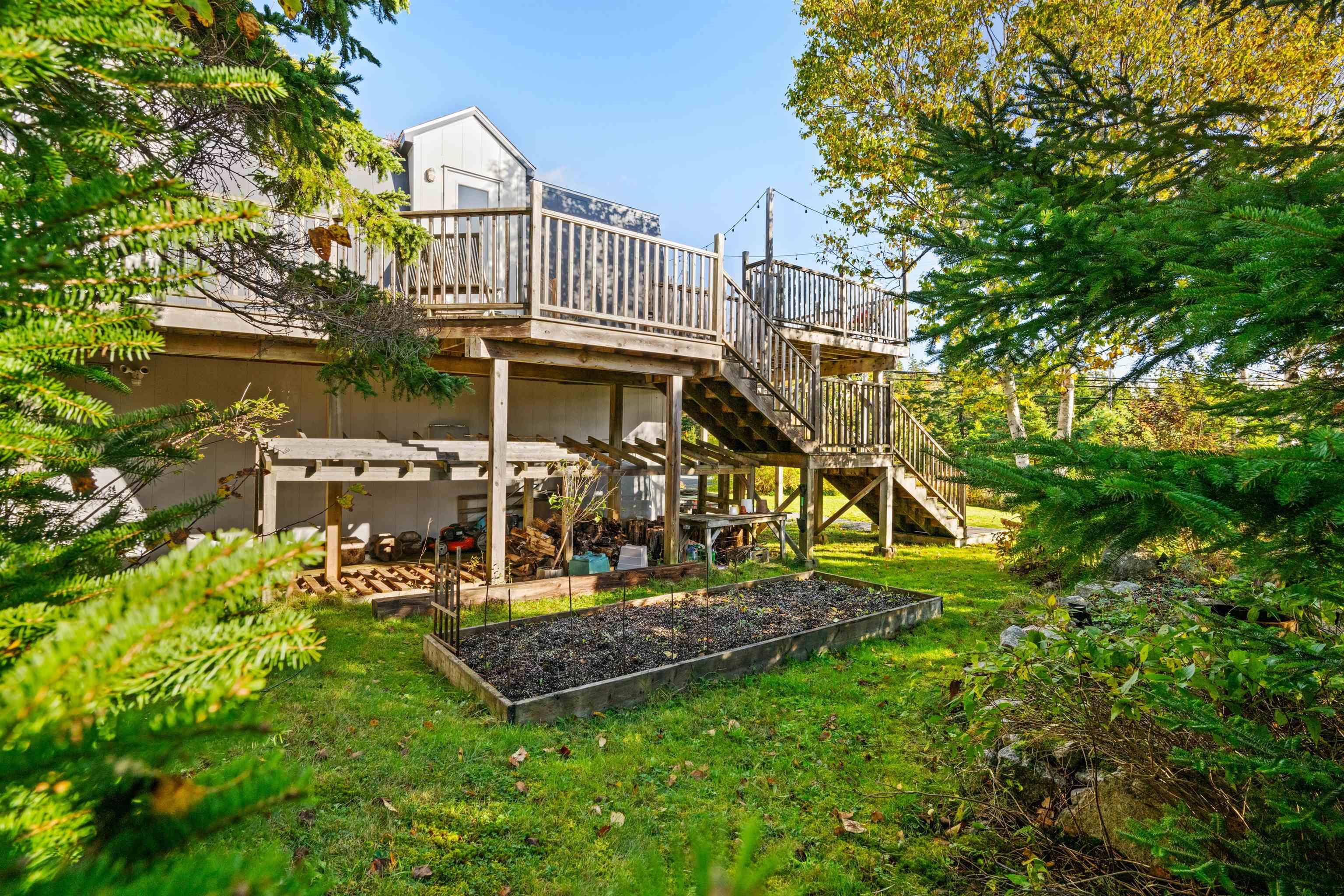 $759,000.00: 735 Terence Bay Road, Terence Bay