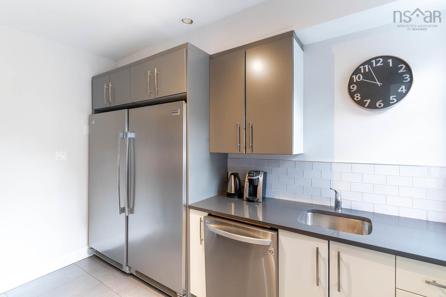 $1,599,000.00: 6040 South Street, Halifax Peninsula