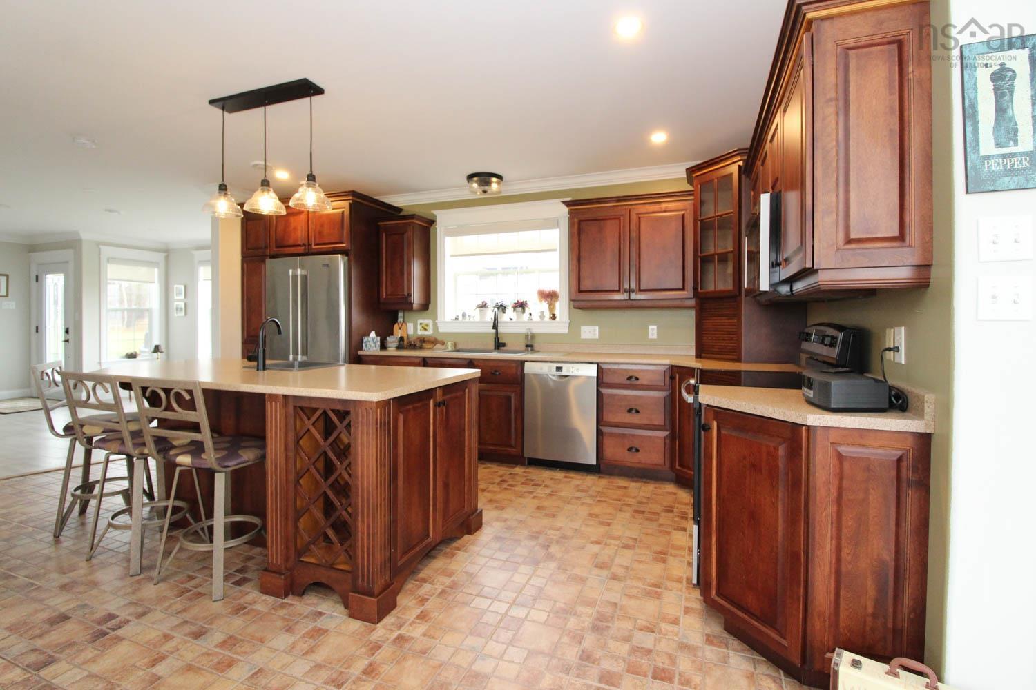 $689,900.00: 56 Dawson Beach Road, Brule Shore