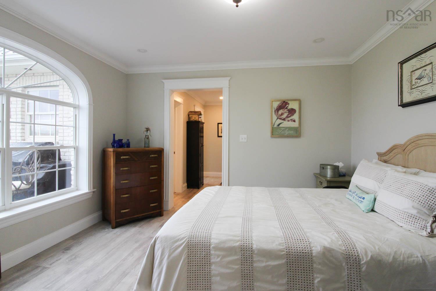 $689,900.00: 56 Dawson Beach Road, Brule Shore