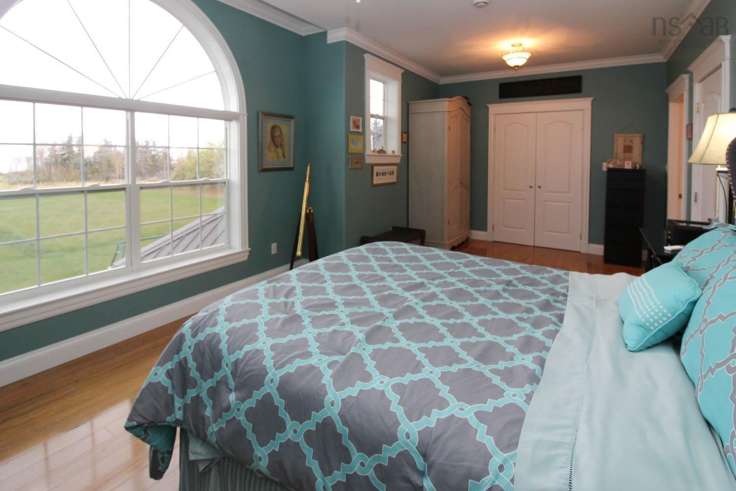 $689,900.00: 56 Dawson Beach Road, Brule Shore