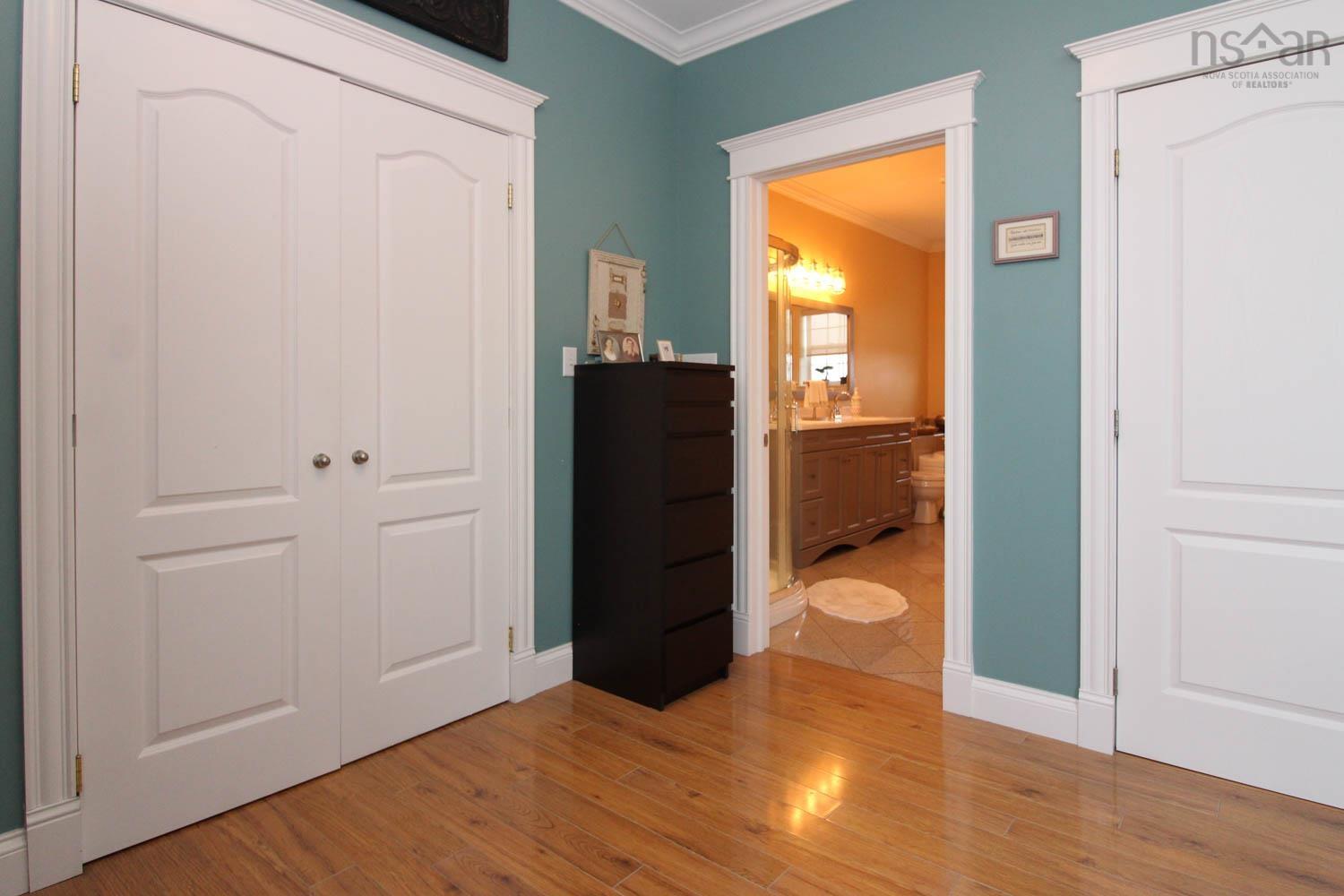 $689,900.00: 56 Dawson Beach Road, Brule Shore