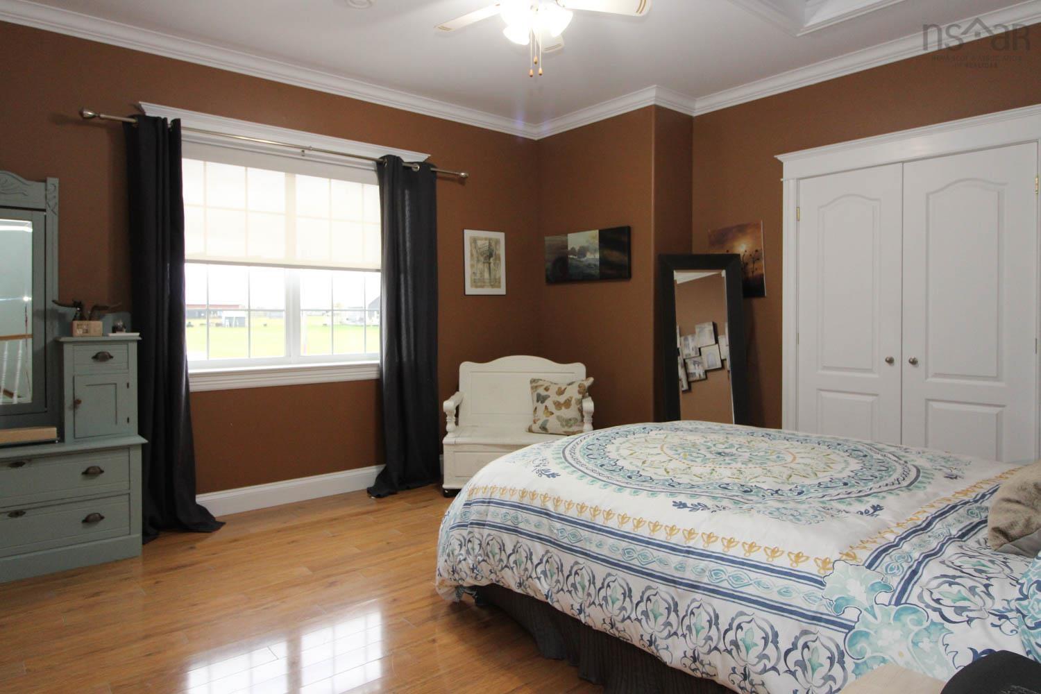 $689,900.00: 56 Dawson Beach Road, Brule Shore