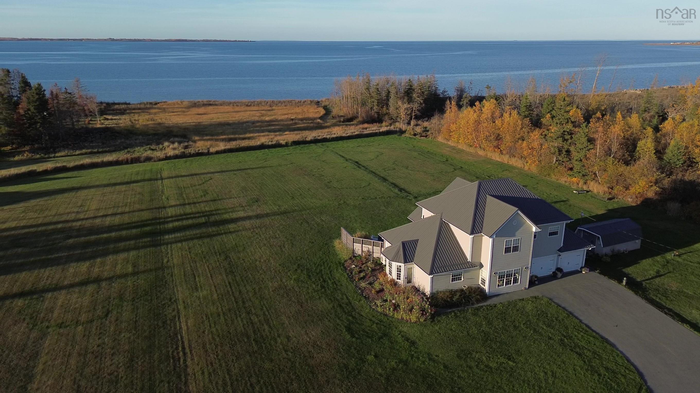 $689,900.00: 56 Dawson Beach Road, Brule Shore