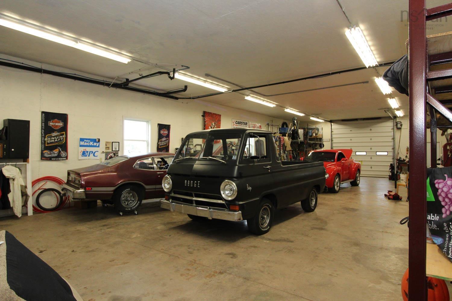 $689,900.00: 56 Dawson Beach Road, Brule Shore