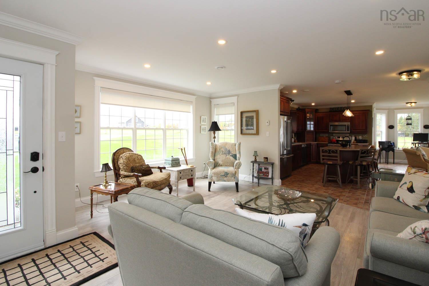 $689,900.00: 56 Dawson Beach Road, Brule Shore