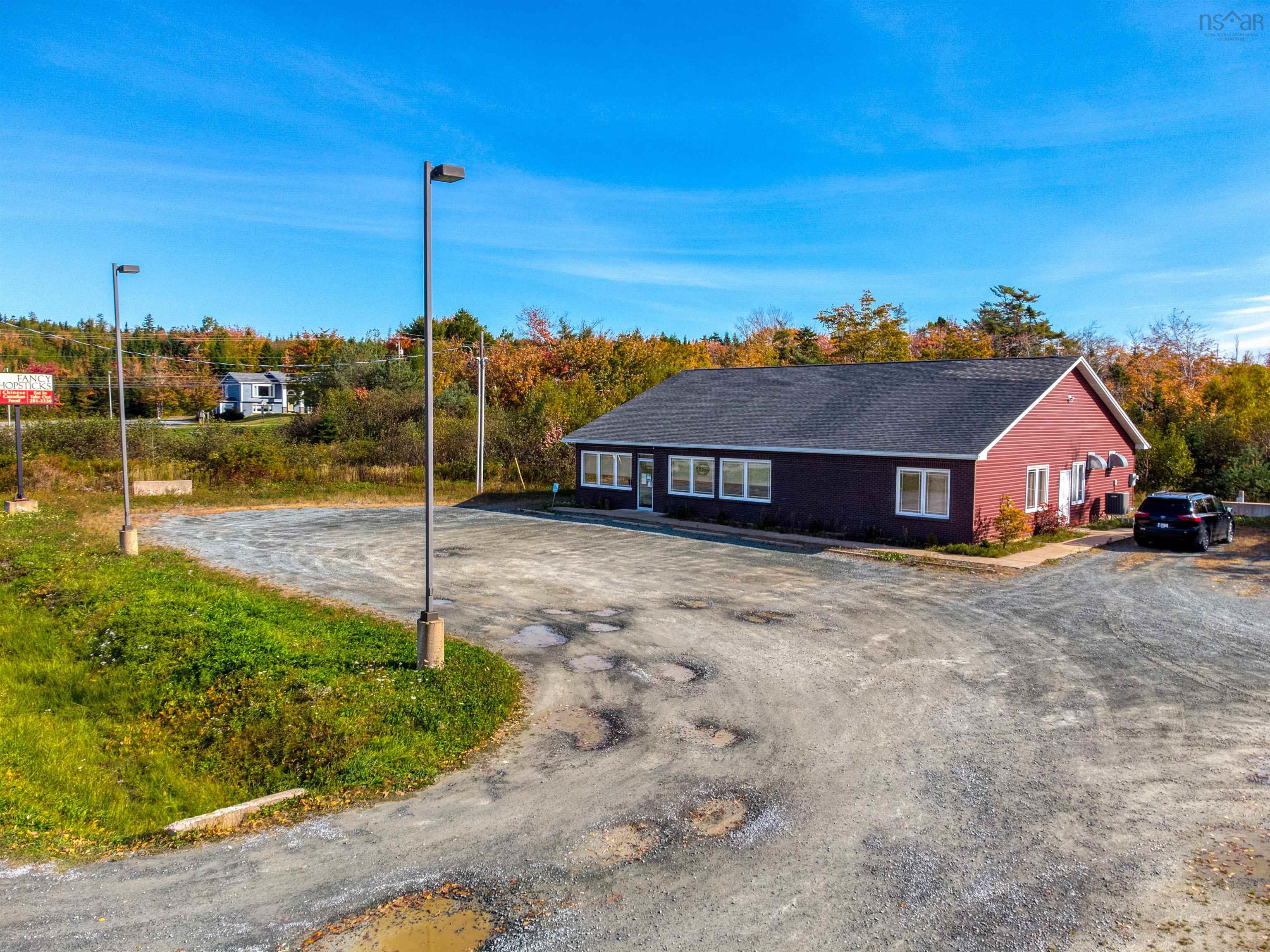 $999,900.00: 324 Porters Lake Station Road, Porters Lake