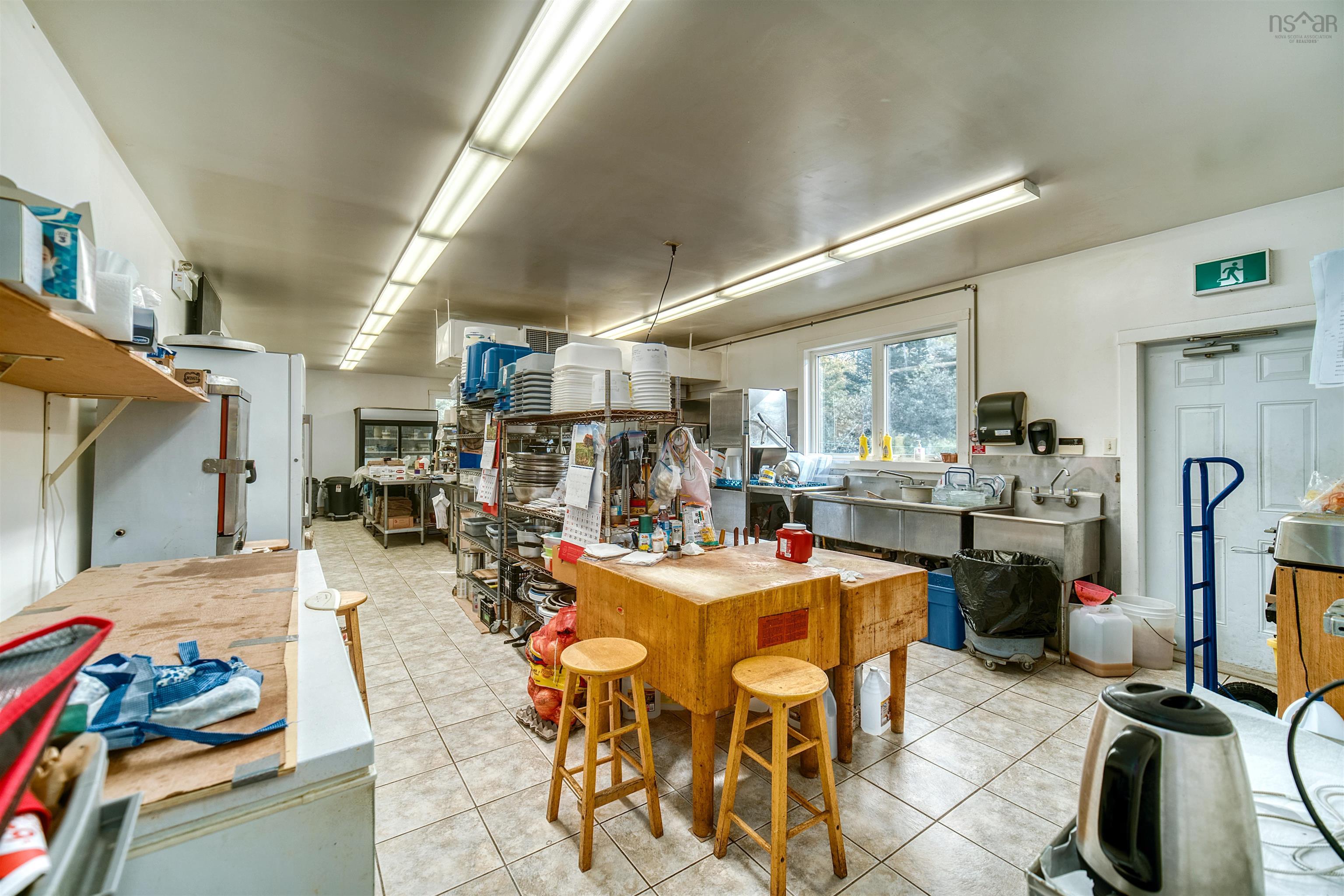 $999,900.00: 324 Porters Lake Station Road, Porters Lake