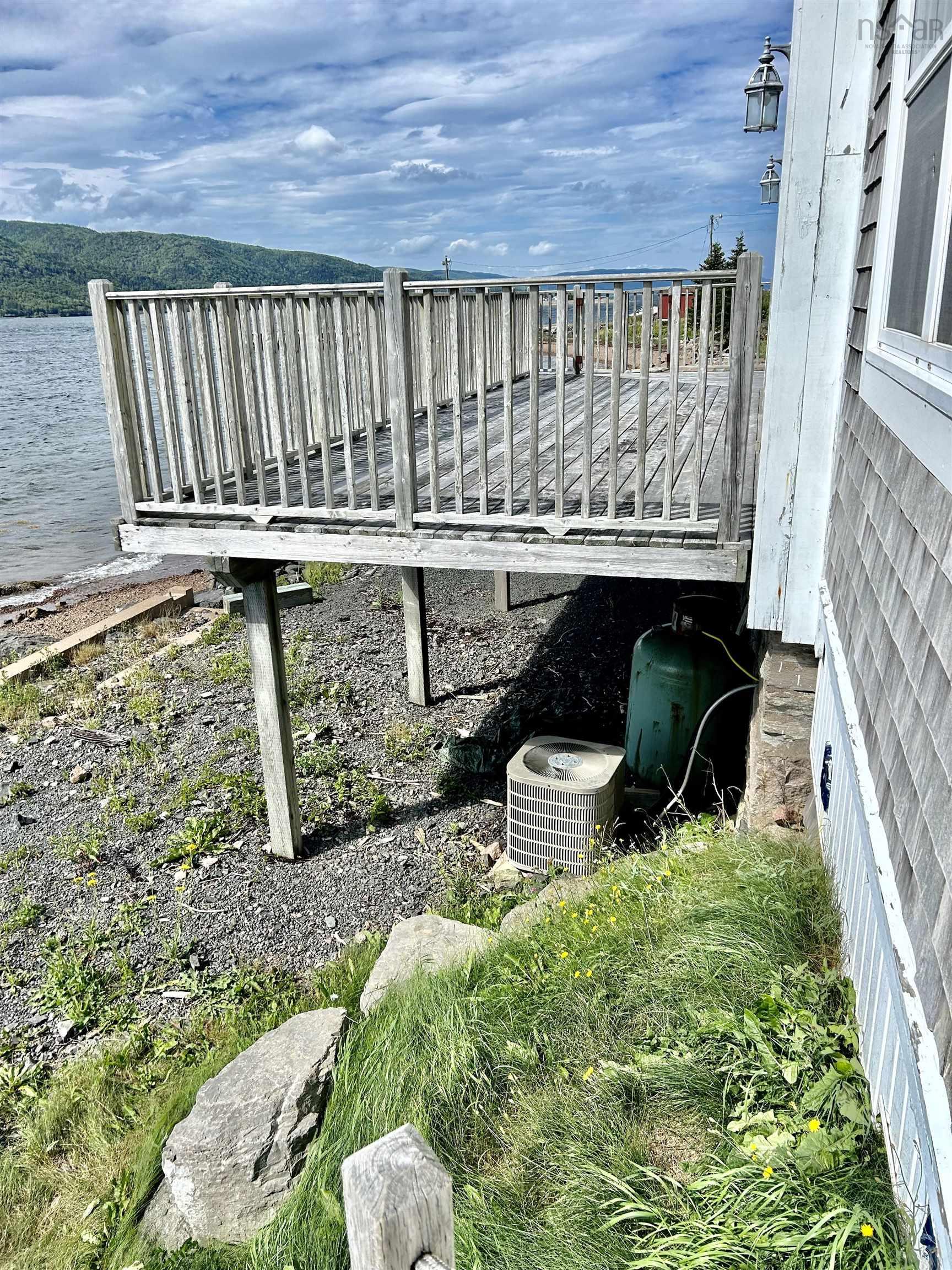 $498,000.00: 1081 Highway 312, Englishtown