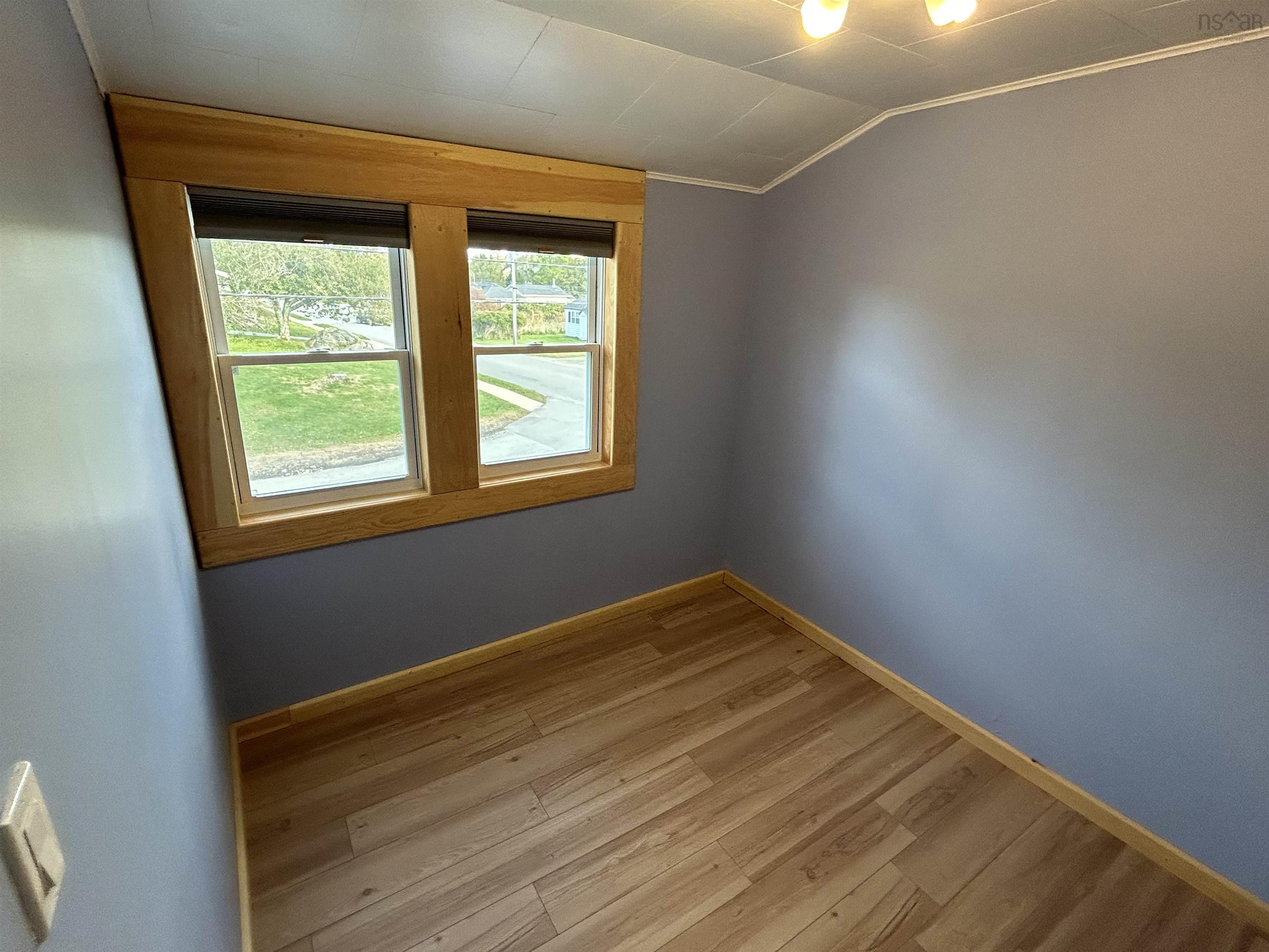 $283,900.00: 61 South East Street, Yarmouth