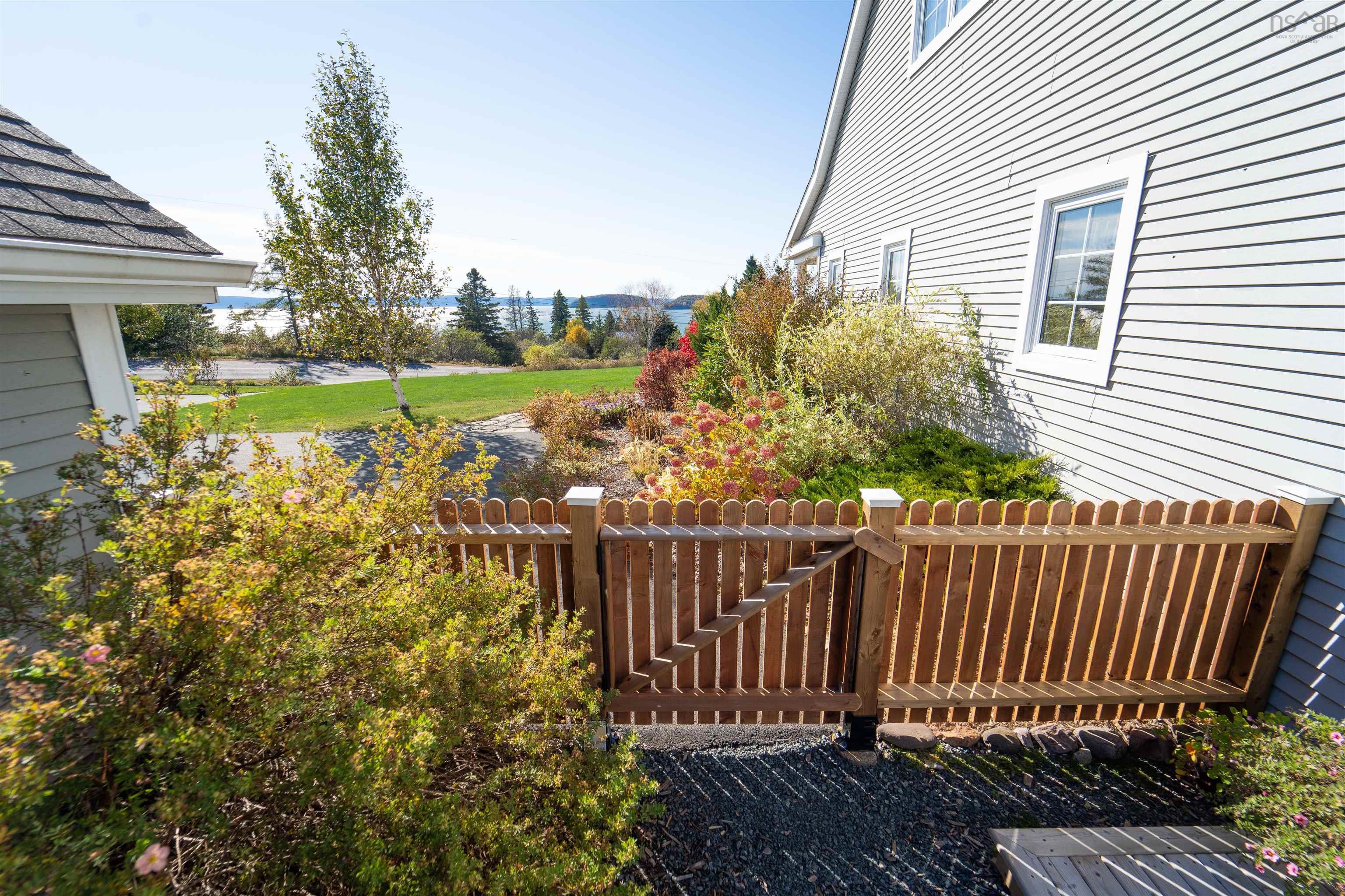 $549,900.00: 893 Two Islands Road, Parrsboro