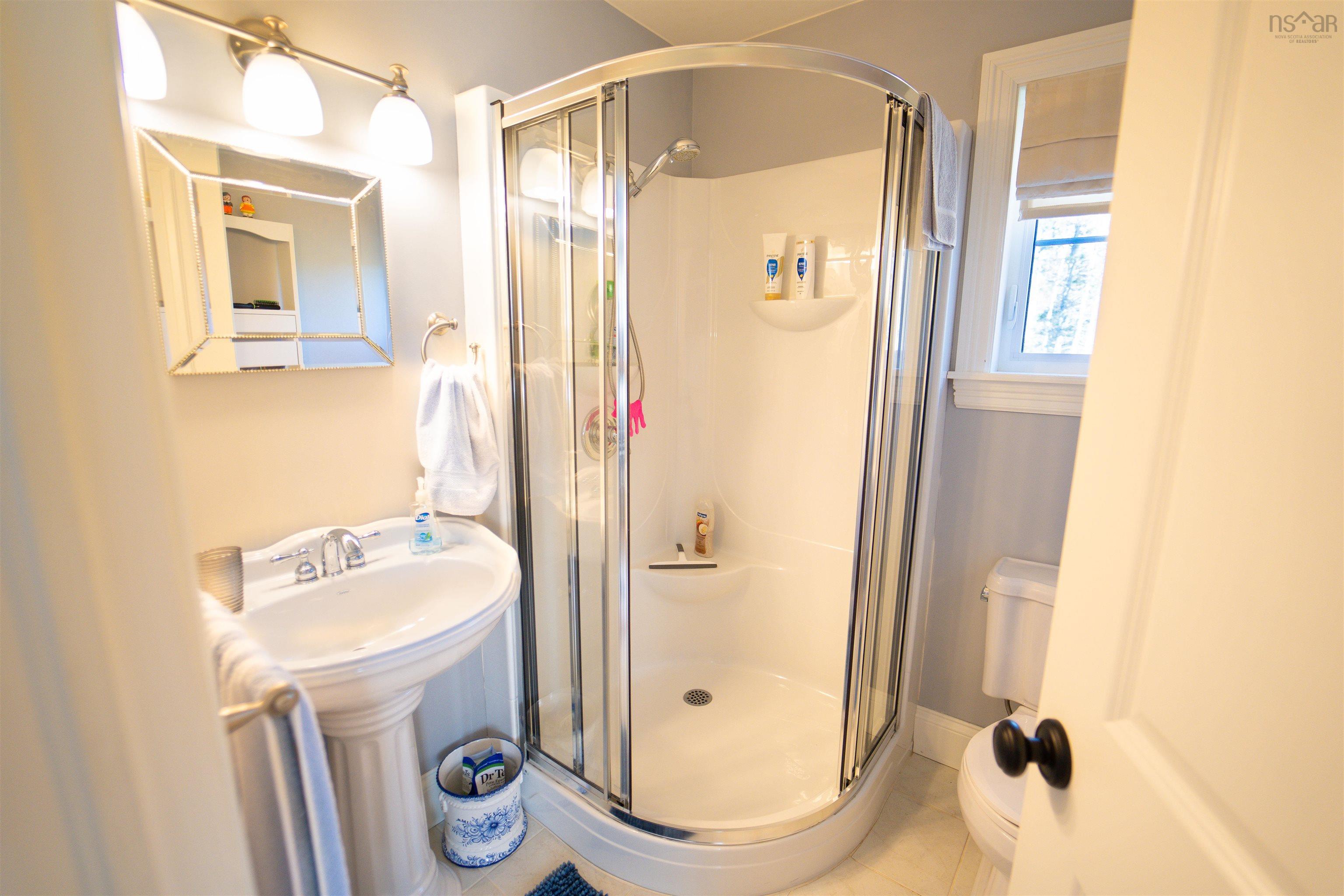 $549,900.00: 893 Two Islands Road, Parrsboro