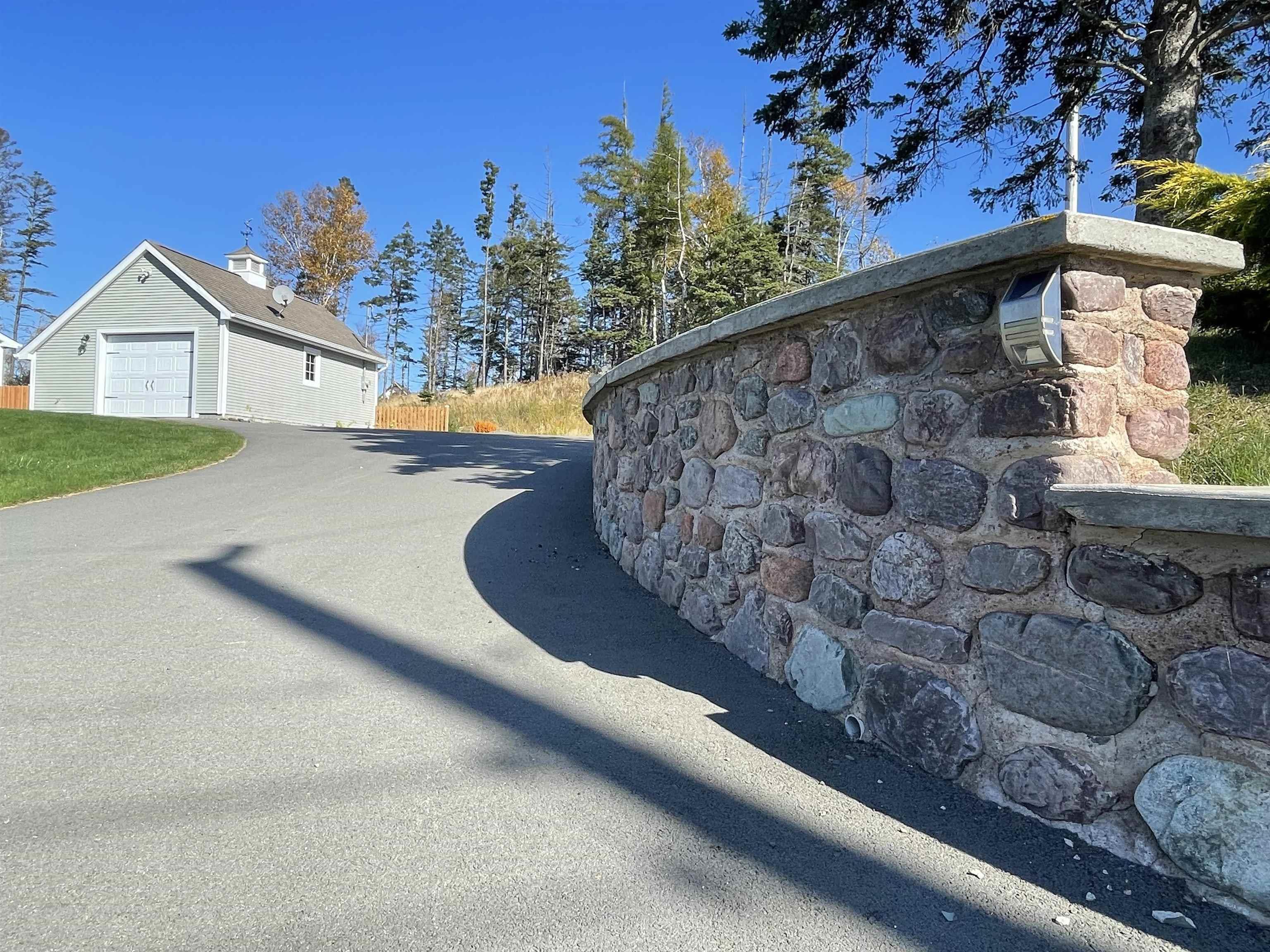 $549,900.00: 893 Two Islands Road, Parrsboro