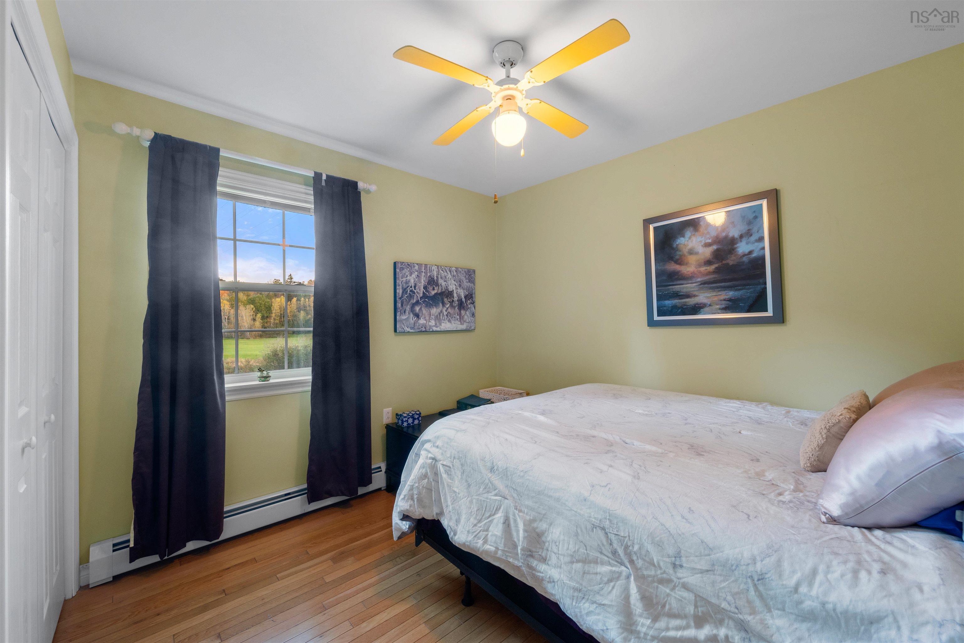 $549,900.00: 540 Falmouth Back Road, Falmouth