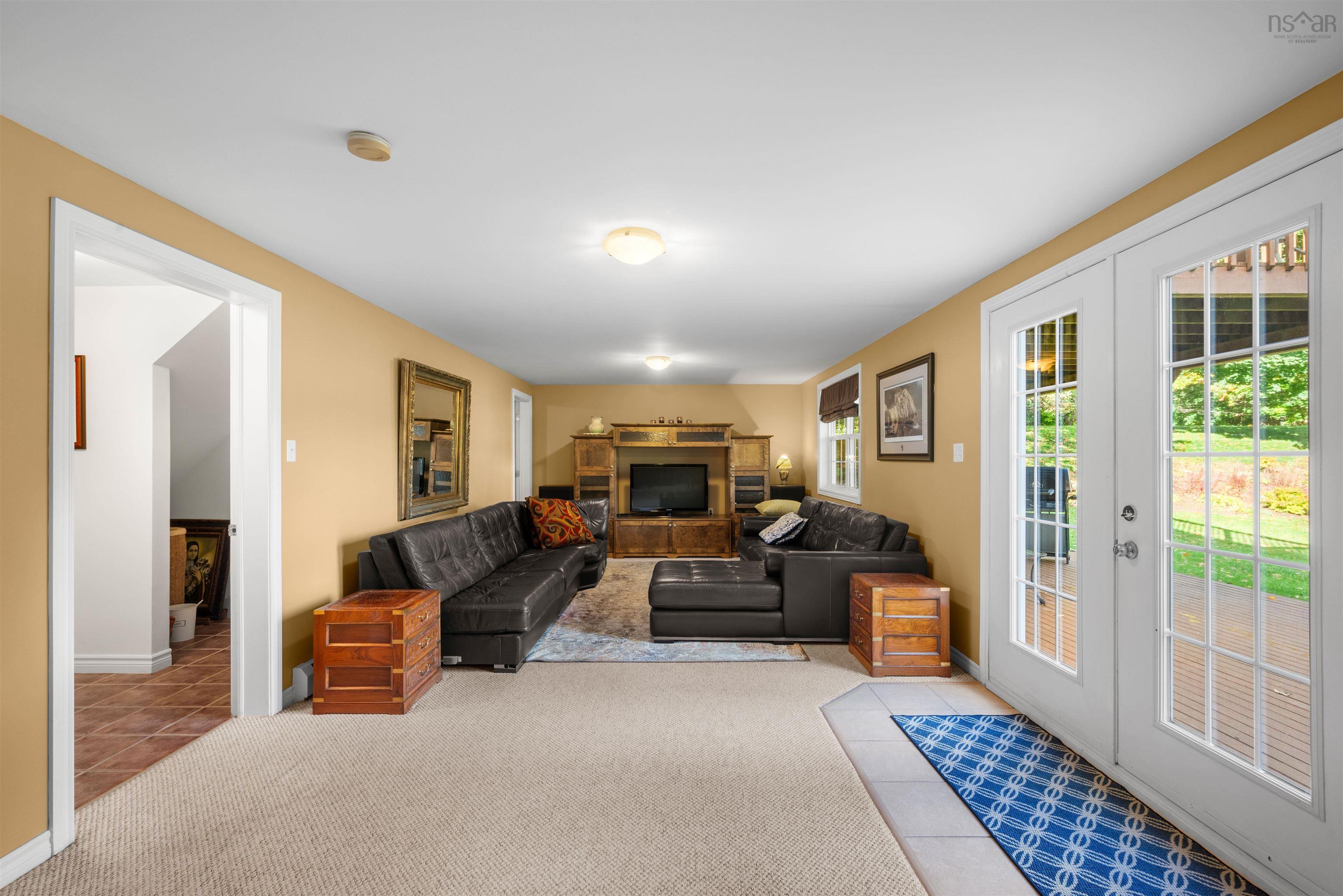 $549,900.00: 540 Falmouth Back Road, Falmouth