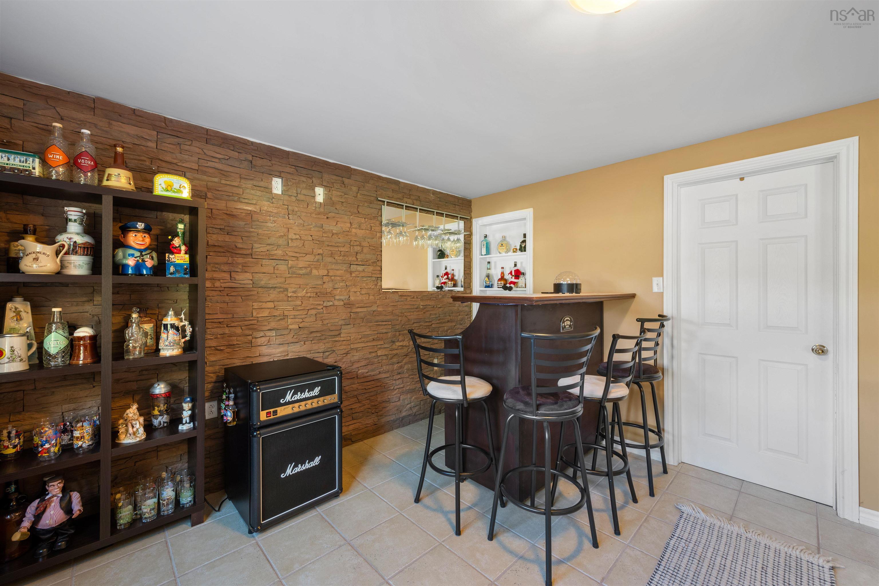 $549,900.00: 540 Falmouth Back Road, Falmouth