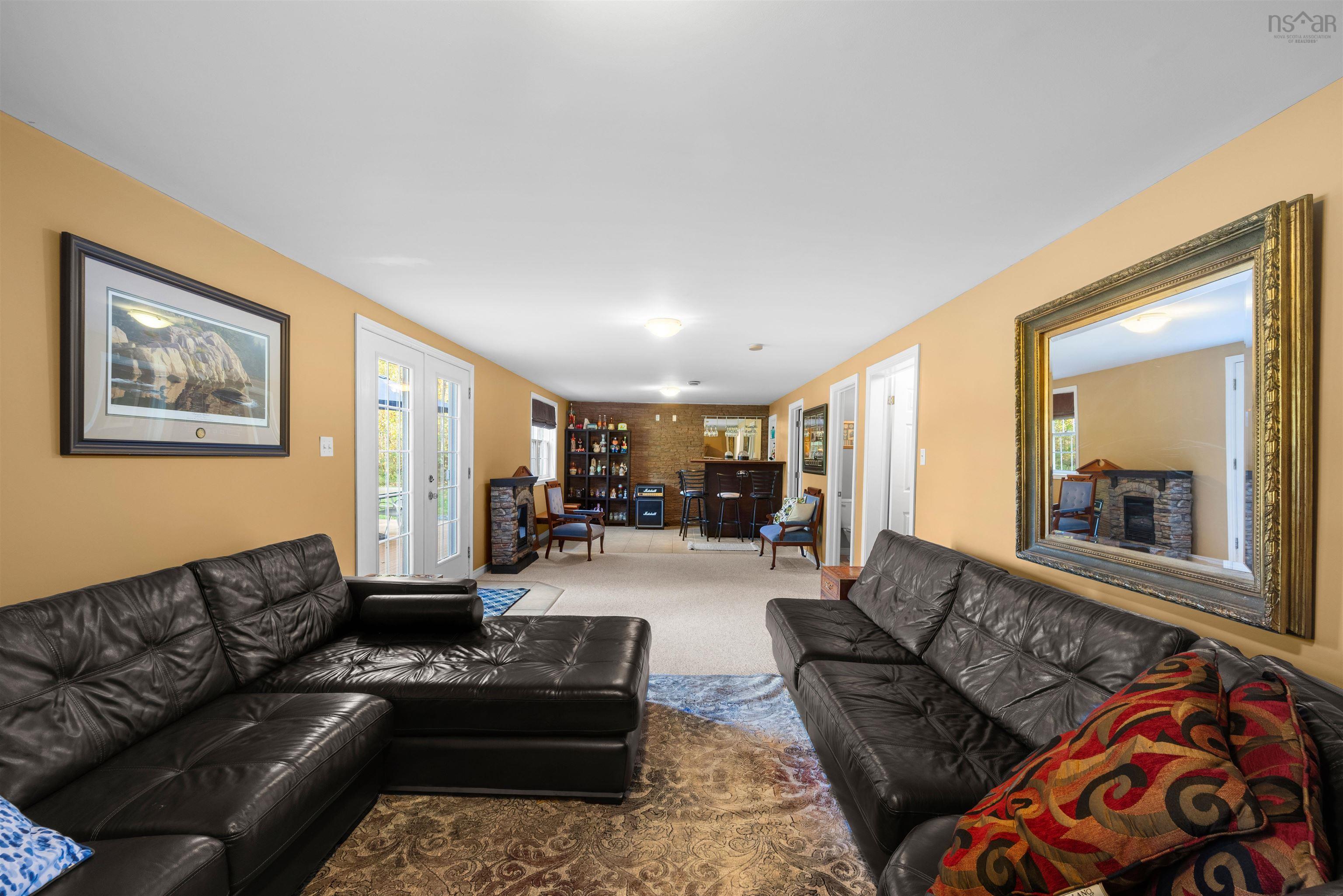 $549,900.00: 540 Falmouth Back Road, Falmouth