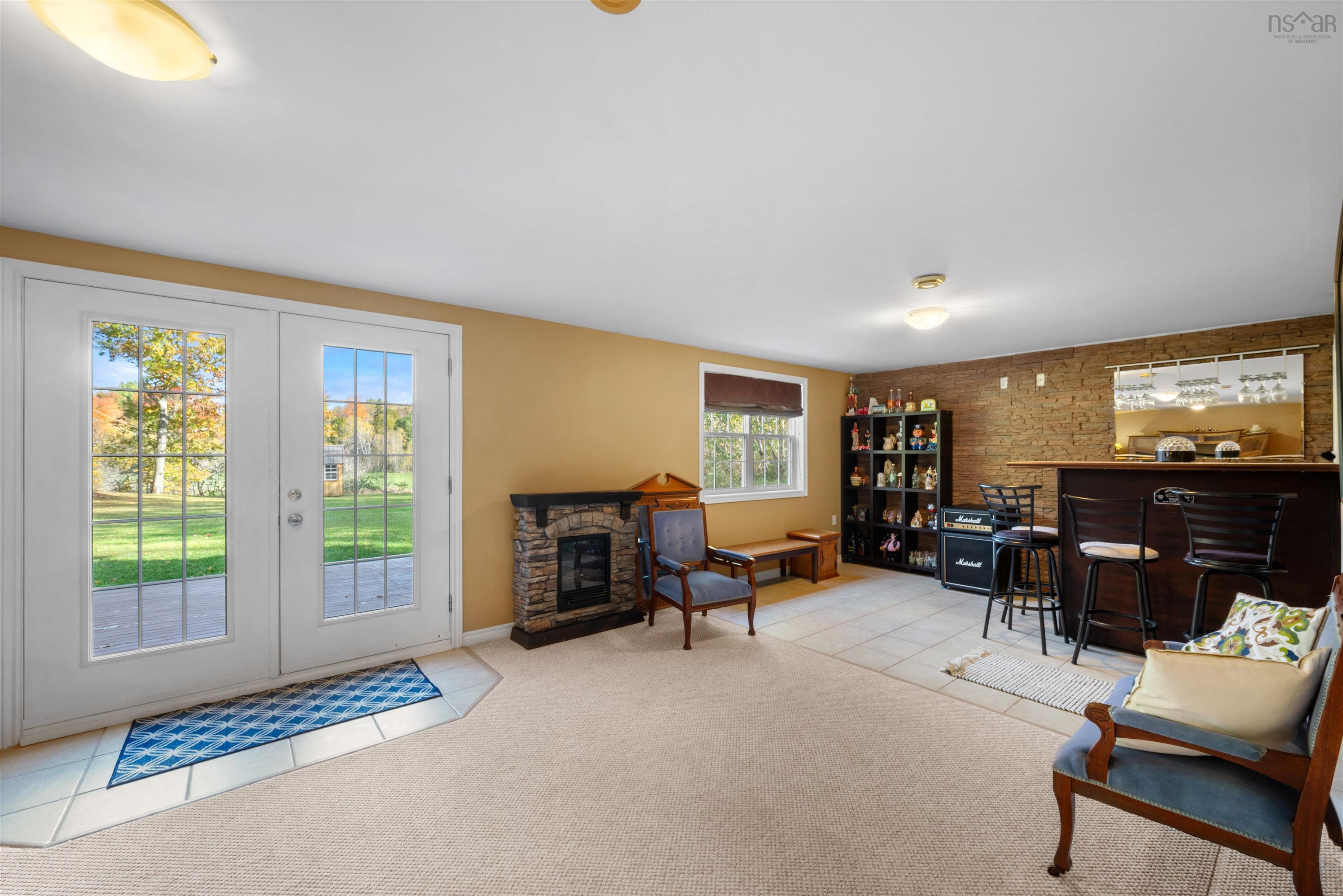 $549,900.00: 540 Falmouth Back Road, Falmouth