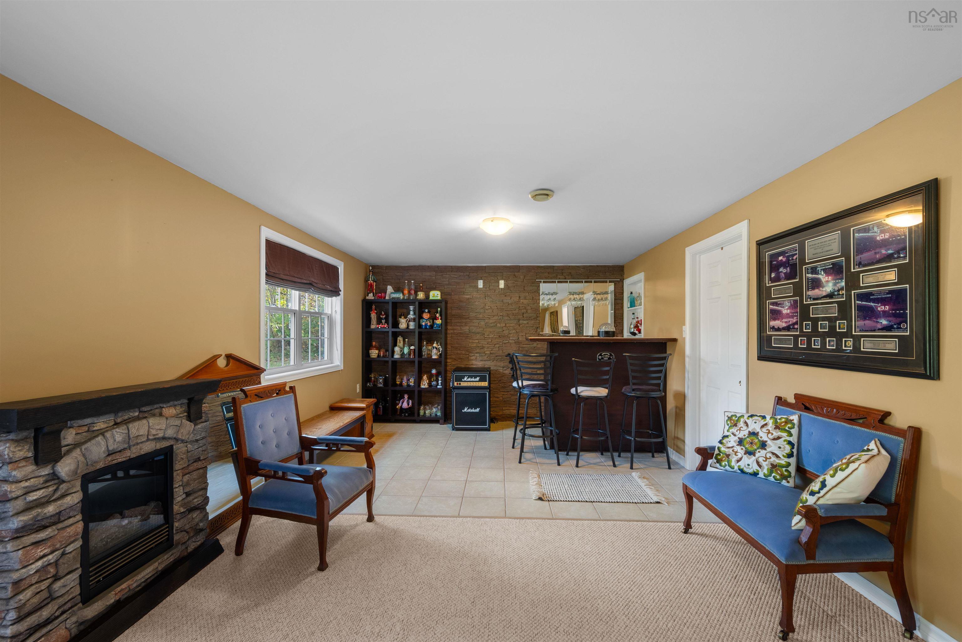 $549,900.00: 540 Falmouth Back Road, Falmouth