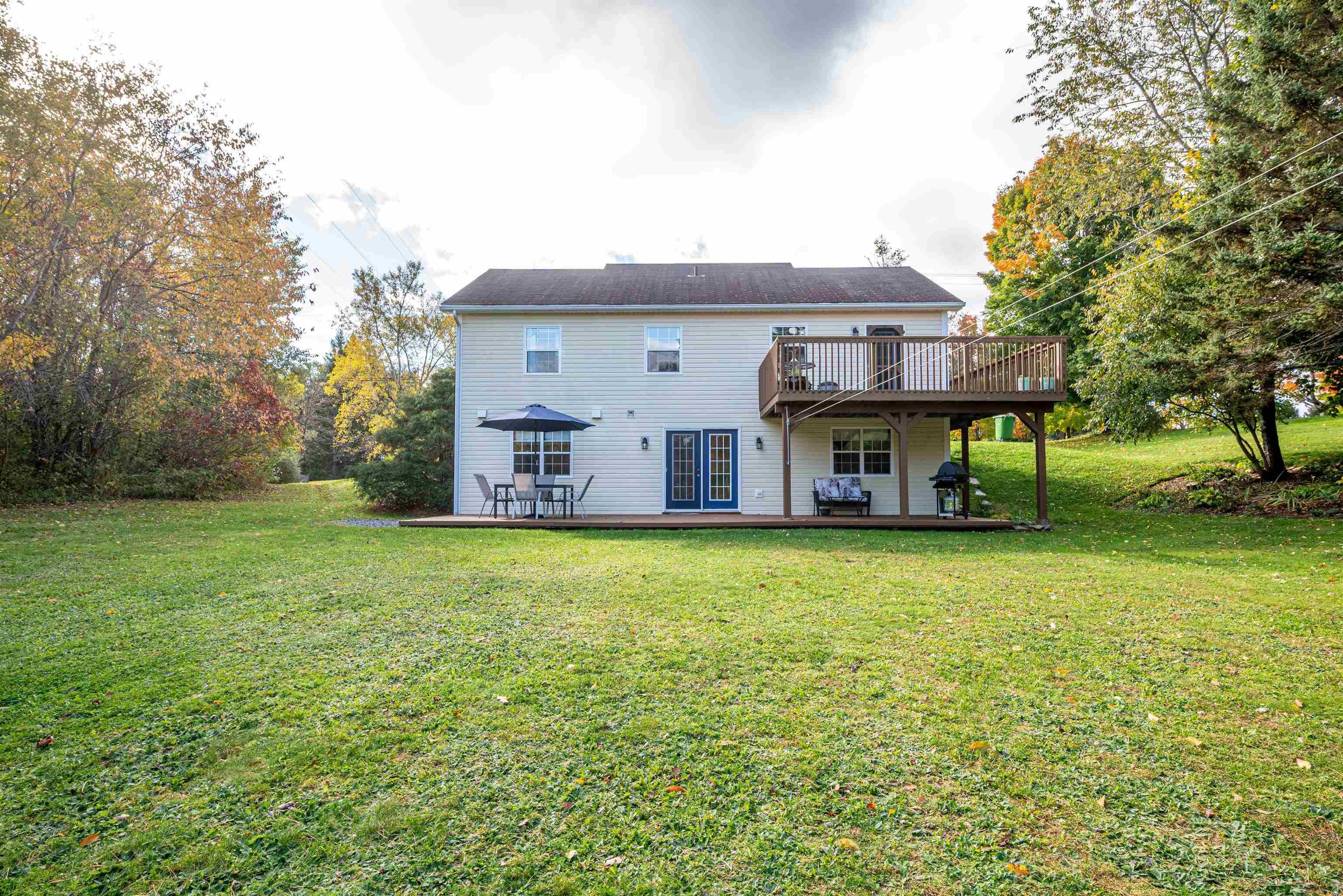 $549,900.00: 540 Falmouth Back Road, Falmouth