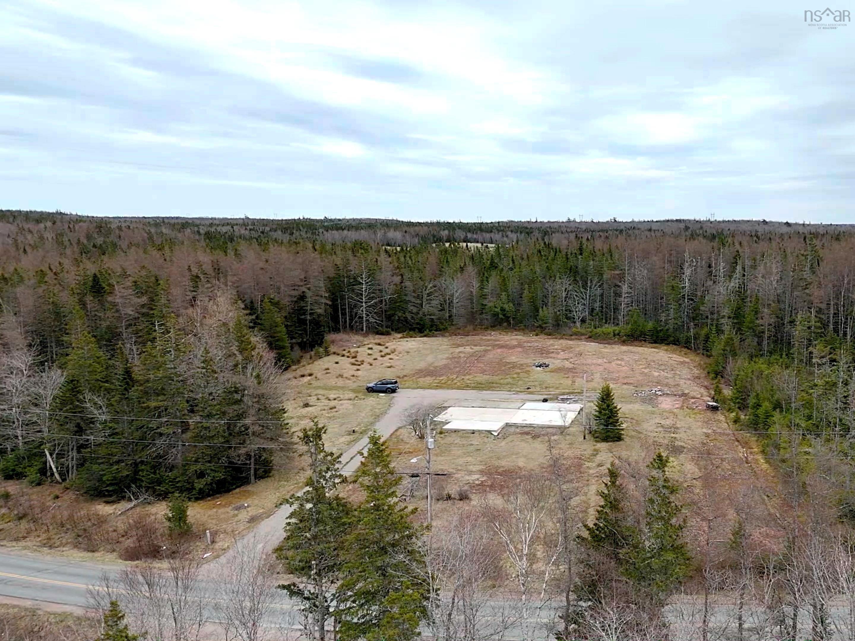 $64,500.00: 570 County Line Road, Cleveland