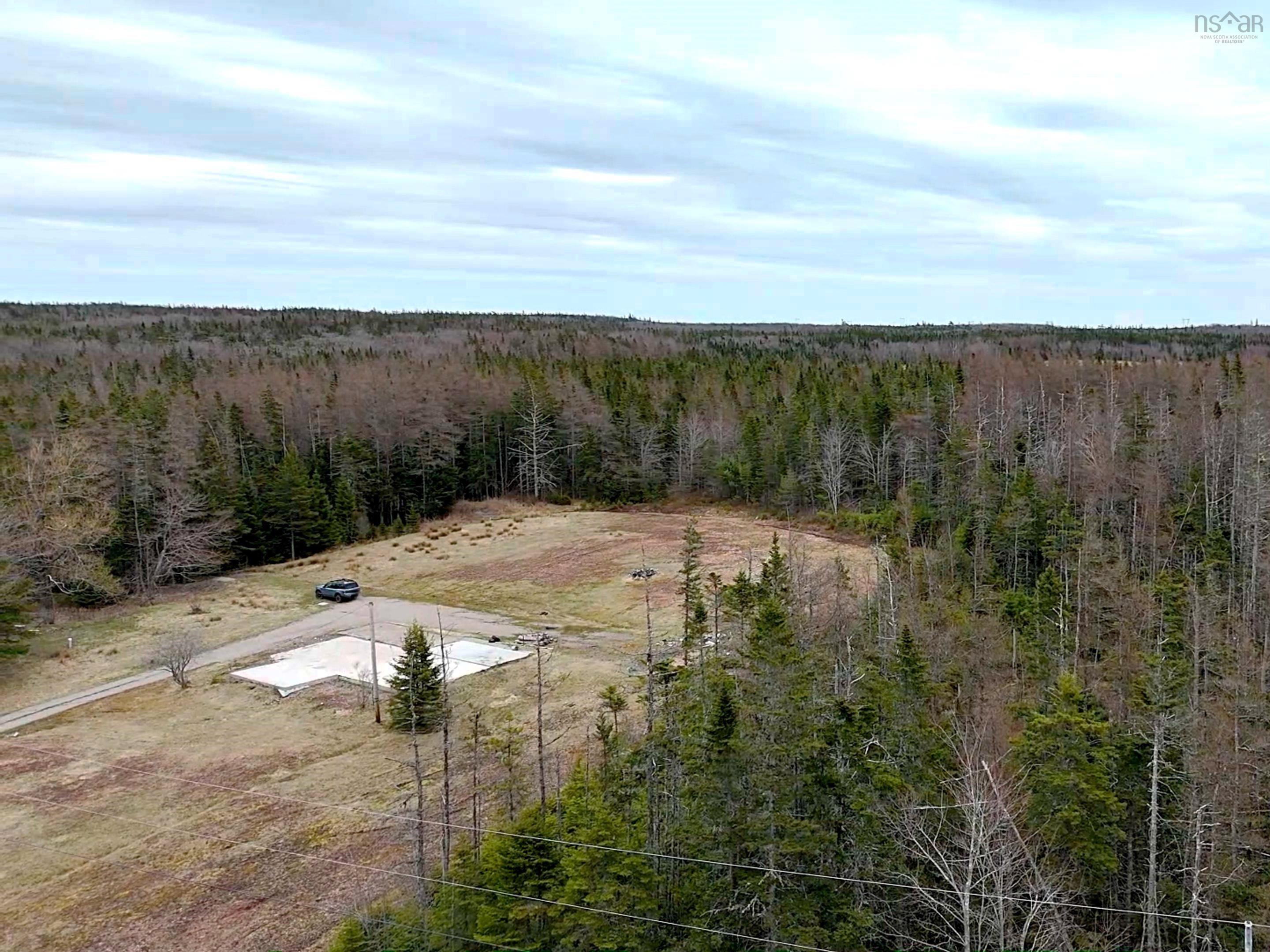 $64,500.00: 570 County Line Road, Cleveland