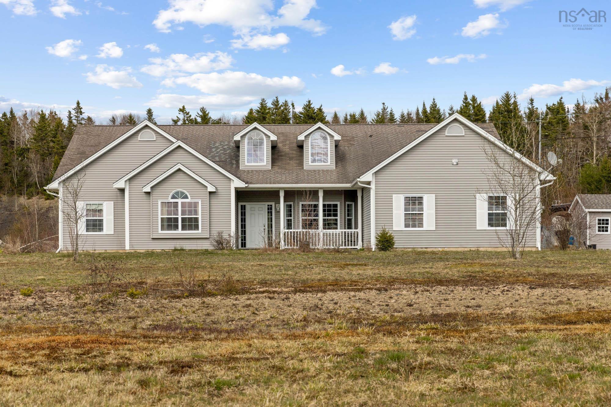 $1,500,000.00: 315 Highway 1, Mount Uniacke