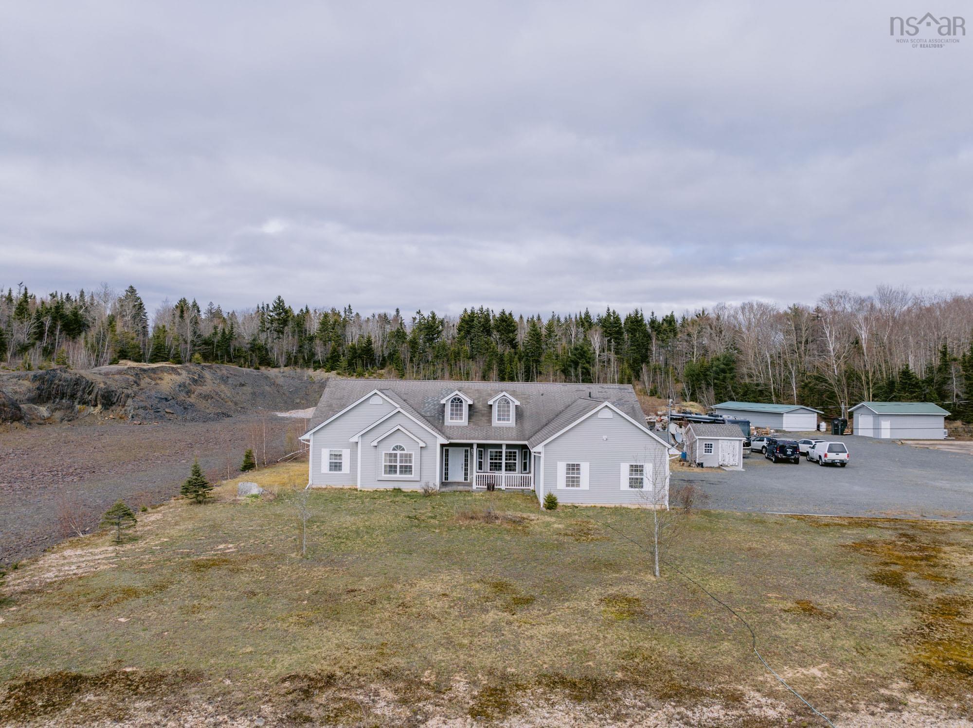 $1,500,000.00: 315 Highway 1, Mount Uniacke