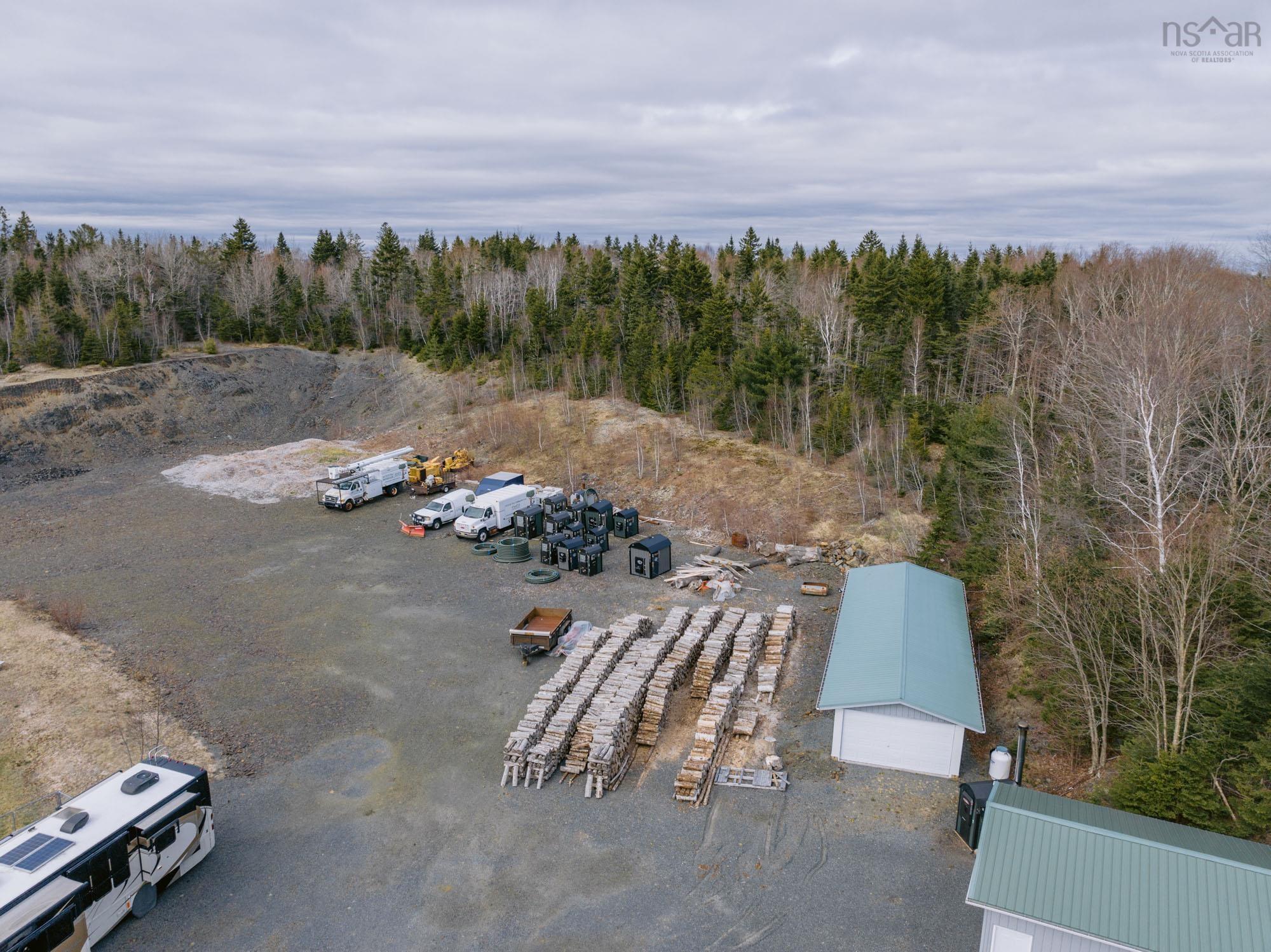 $1,500,000.00: 315 Highway 1, Mount Uniacke