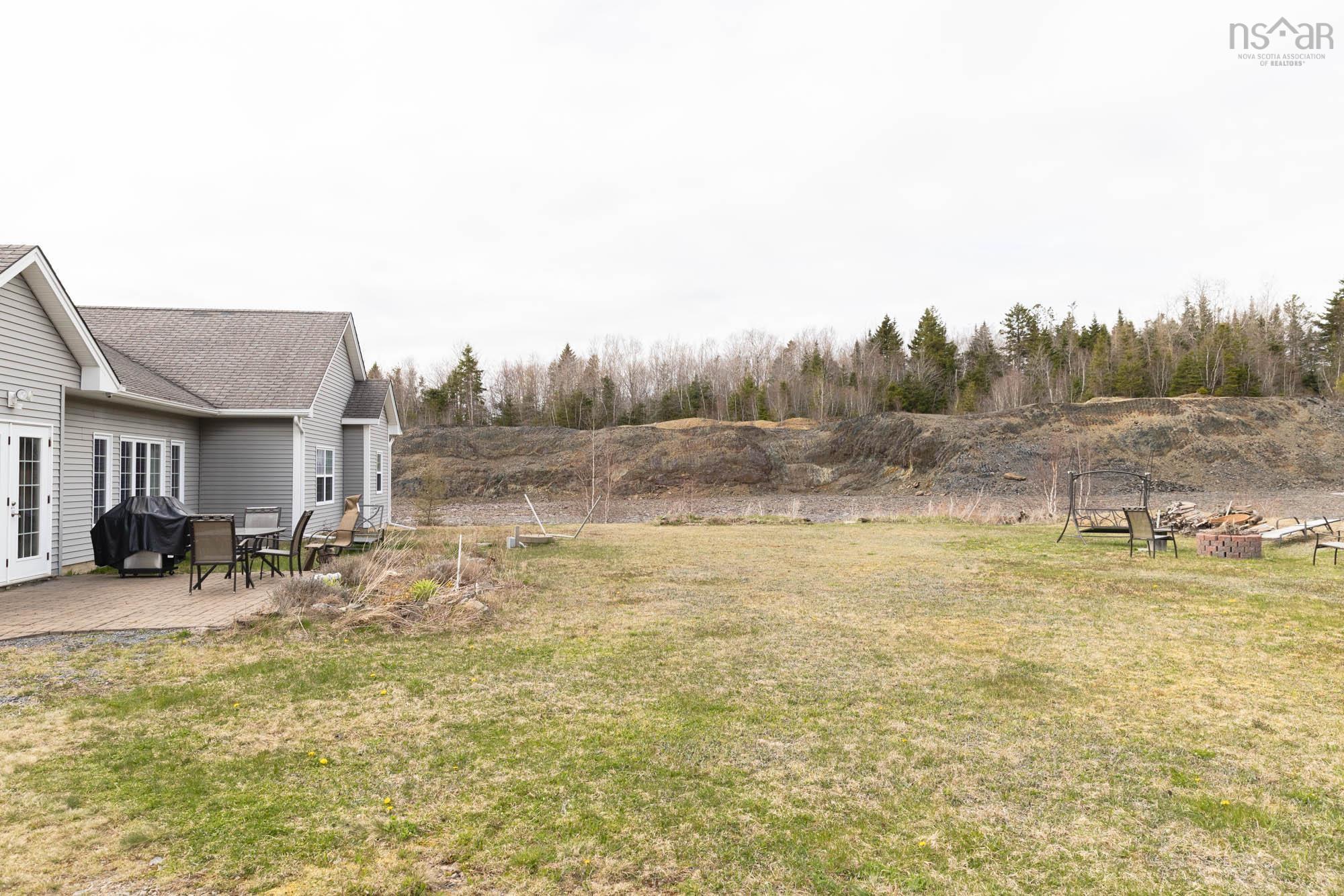 $1,500,000.00: 315 Highway 1, Mount Uniacke