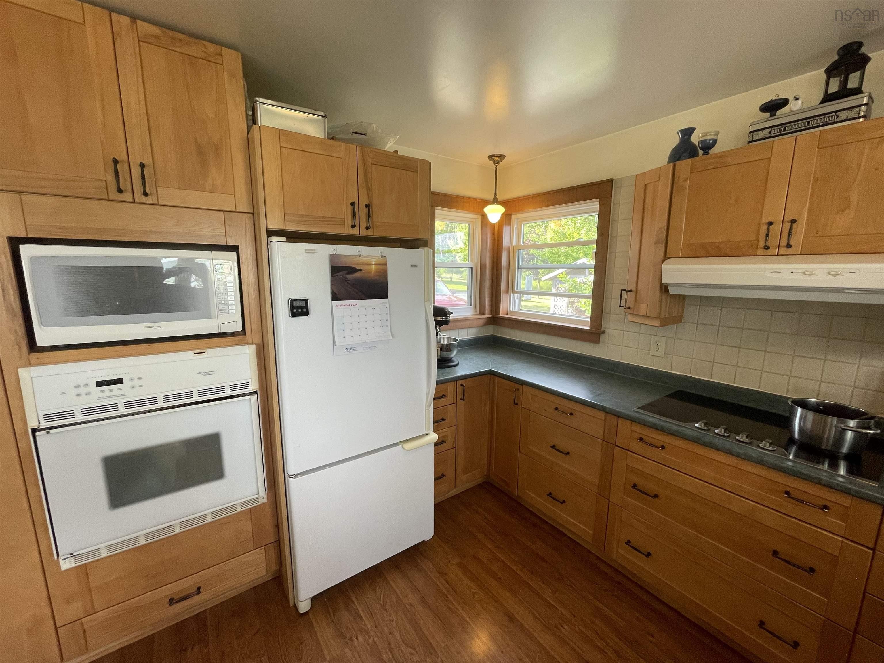 $672,500.00: 5067 Kempt Head Road, Southside Boularderie