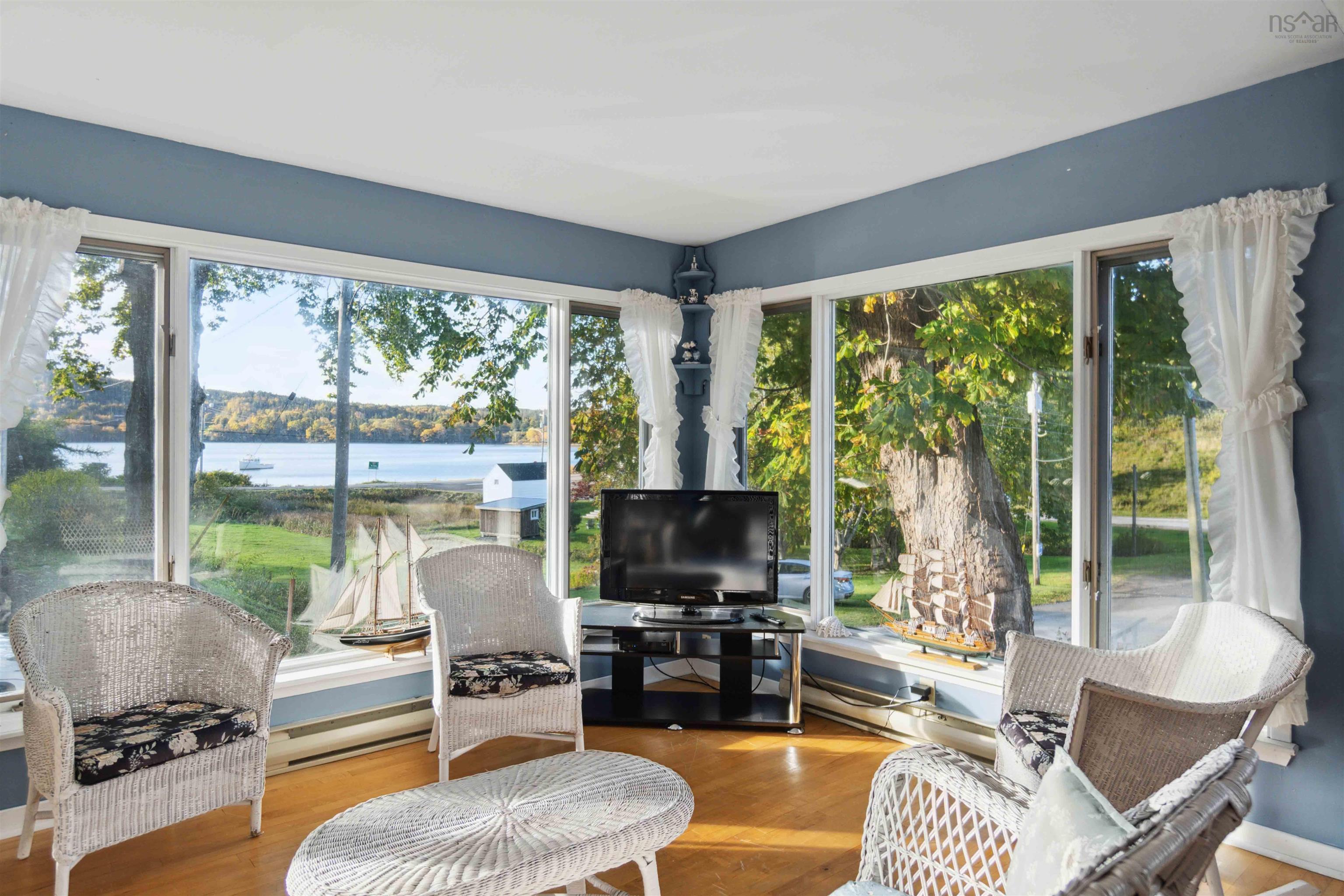 $575,000.00: 387 Church Hill Road, Sandy Cove