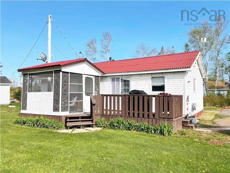 $225,000.00: 40 Jacksons Point Road, Tidnish Bridge